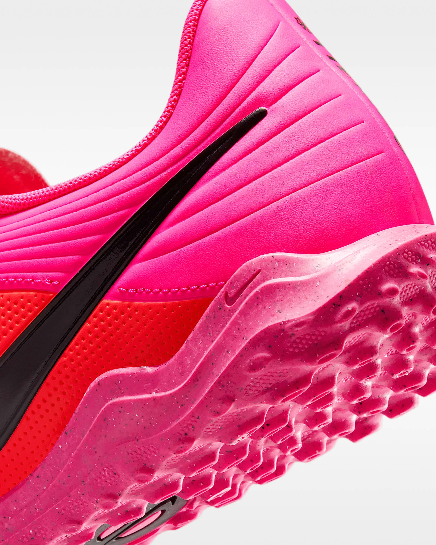 Nike Fußballschuh »TIEMPO MAESTRO CLUB TF T«  Ideal für den Einsatz auf kurzen Kunstrasenplätzen