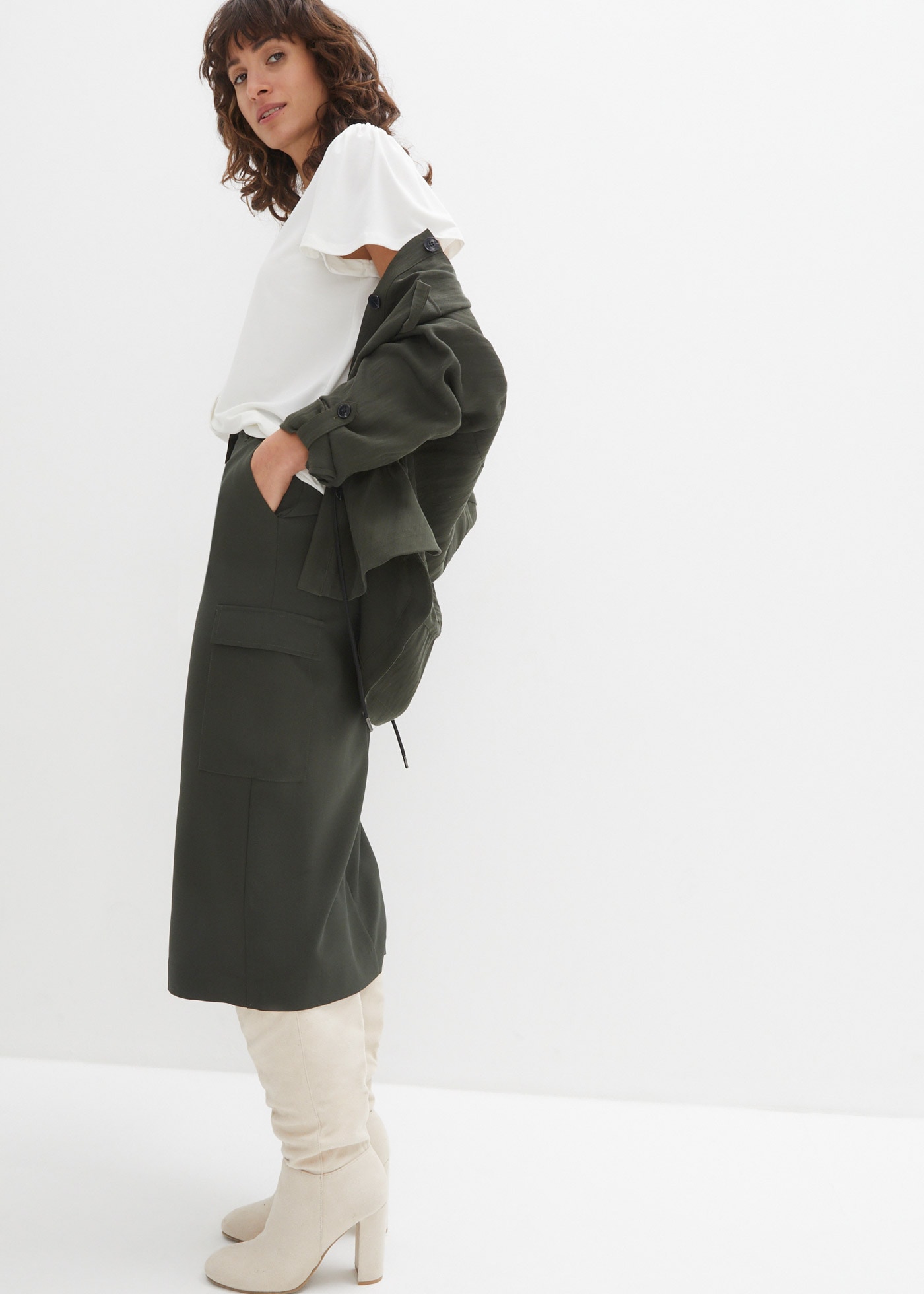 bonprix T-Shirt »Shirt mit Knopfleiste« Shirt mit Knopfleiste