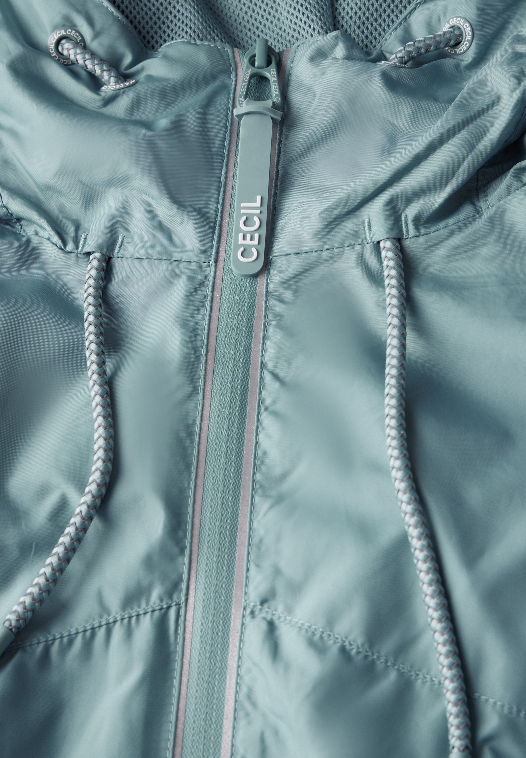 Cecil Windbreaker, mit Kapuze, mit Kapuze und Tunnelzug