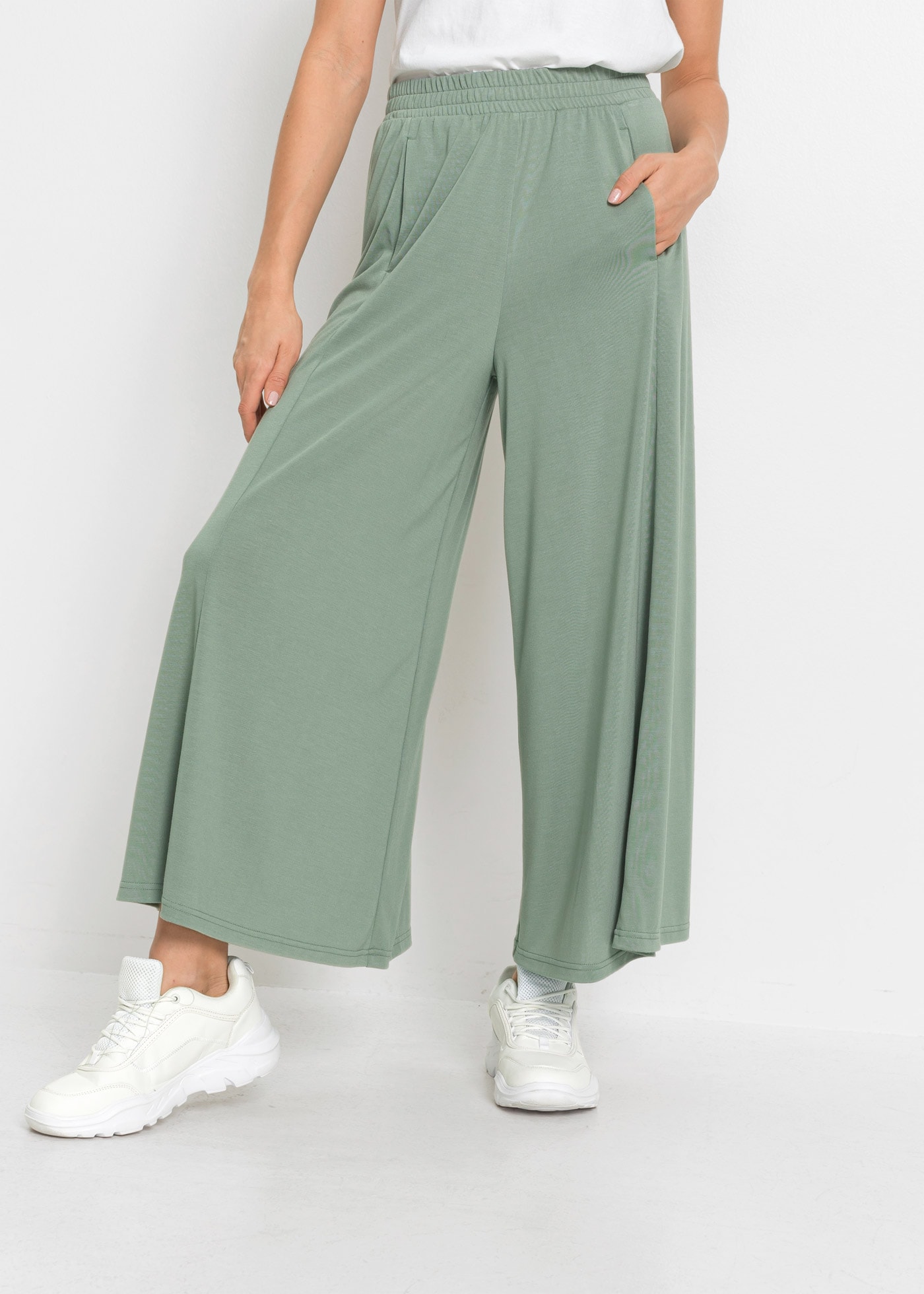 bonprix Culotte »Jersey-Culotte mit weitem Bein«  aus Modal und Polyester, Loose fit Passform, weites Bein