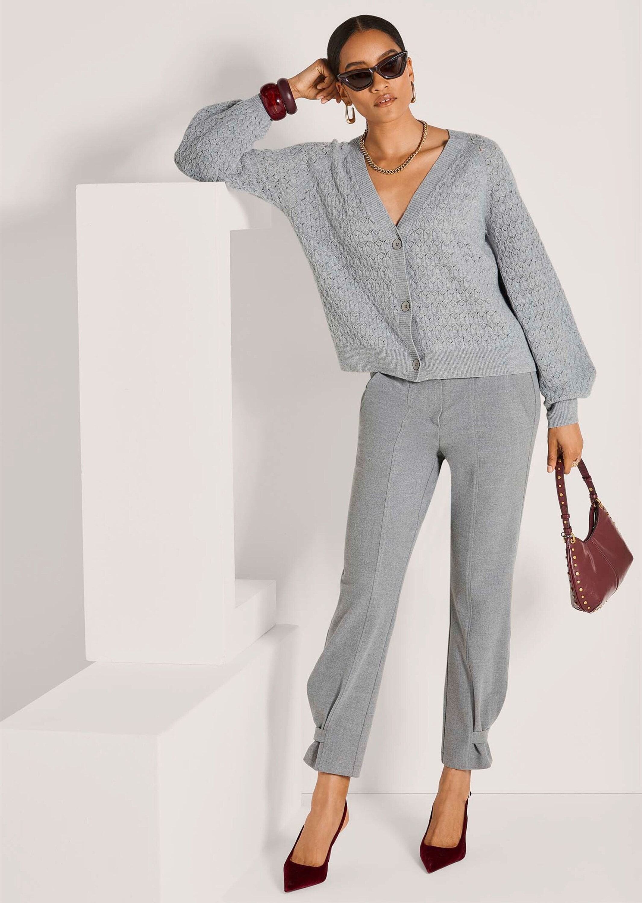 MADELEINE Strickjacke »Cardigan Elegante Strickjacke mit Ajour-Muster« Ballonärmel