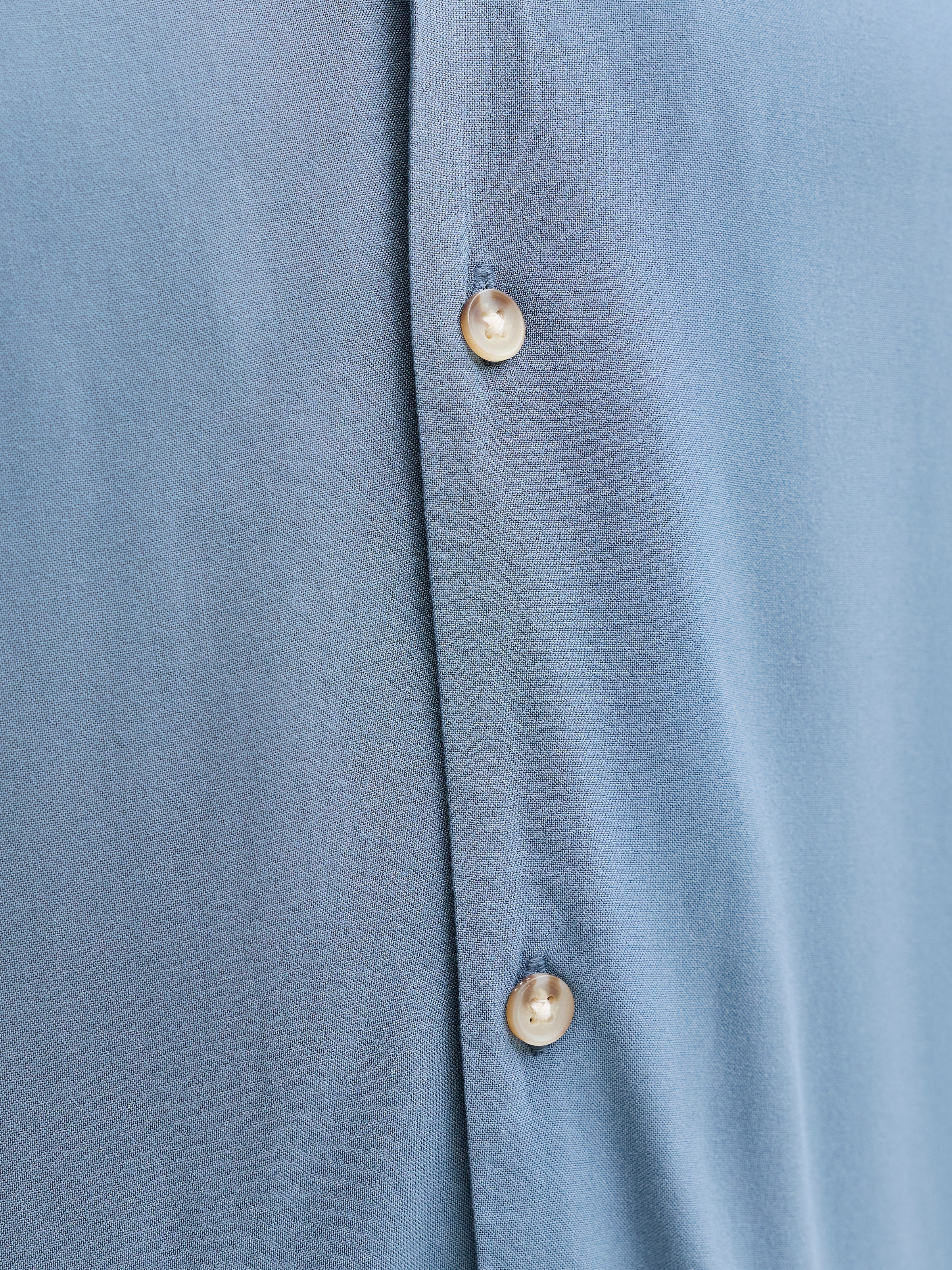 Jack & Jones Kurzarmhemd »JJEJEFF RESORT SOLID SHIRT SS SN« Viskose, loose fit