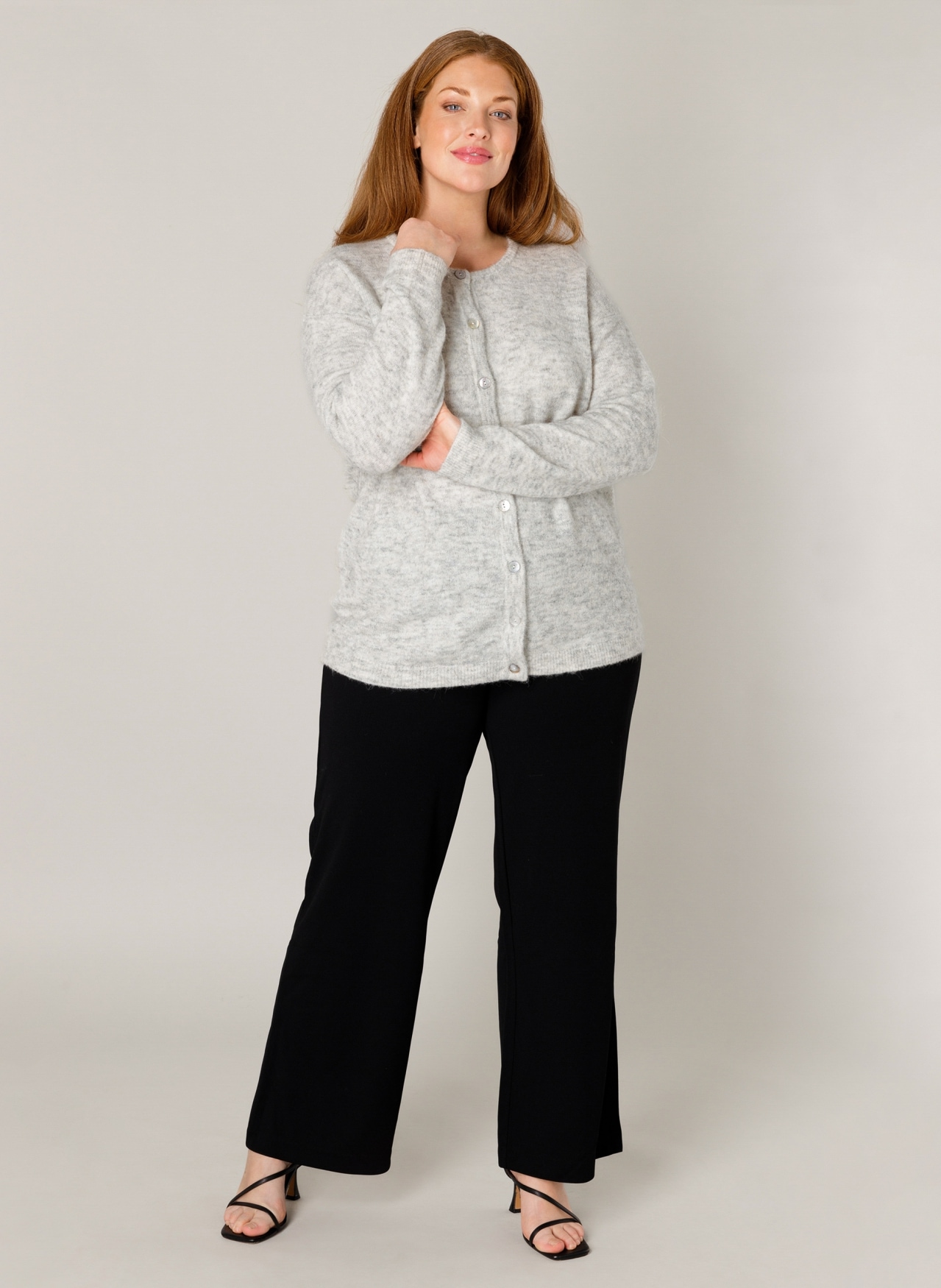 Base Level Curvy Cardigan »Yulia«, mit Wolle