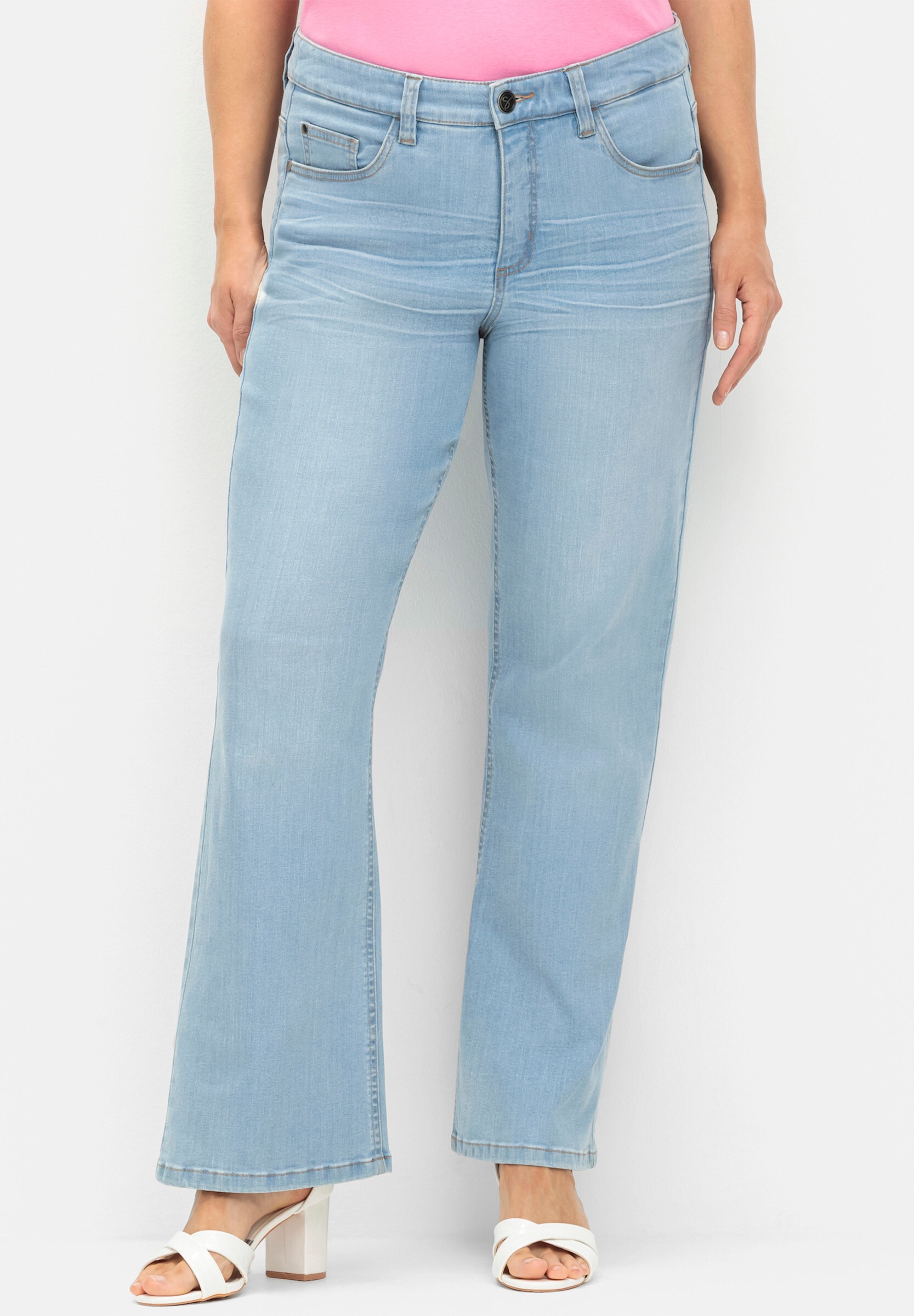 Sheego Bootcut-Jeans »Bootcut-Jeans Bootcut-Jeans mit 3D-Catfaces« mit Used-Effekten, extralang