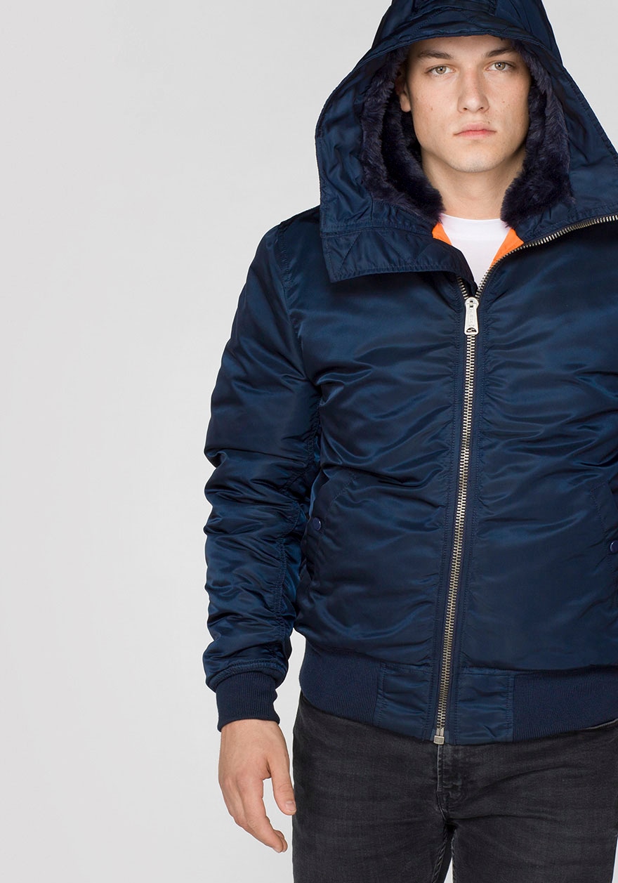 Alpha Industries Bomberjacke »MA-1 HOODED«, mit Kapuze