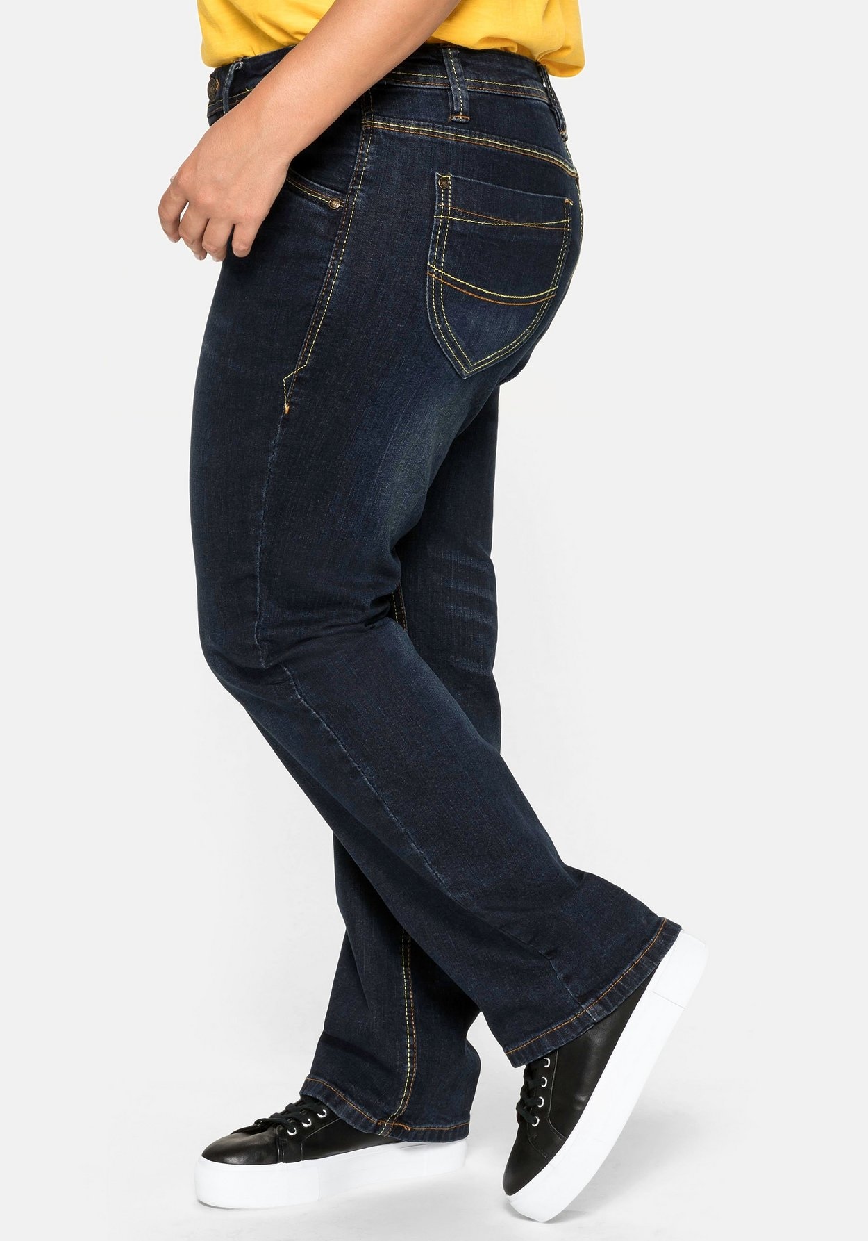 Sheego Stretch-Jeans »Jeans mit gerader Beinform, individuelle Used-Effekte«