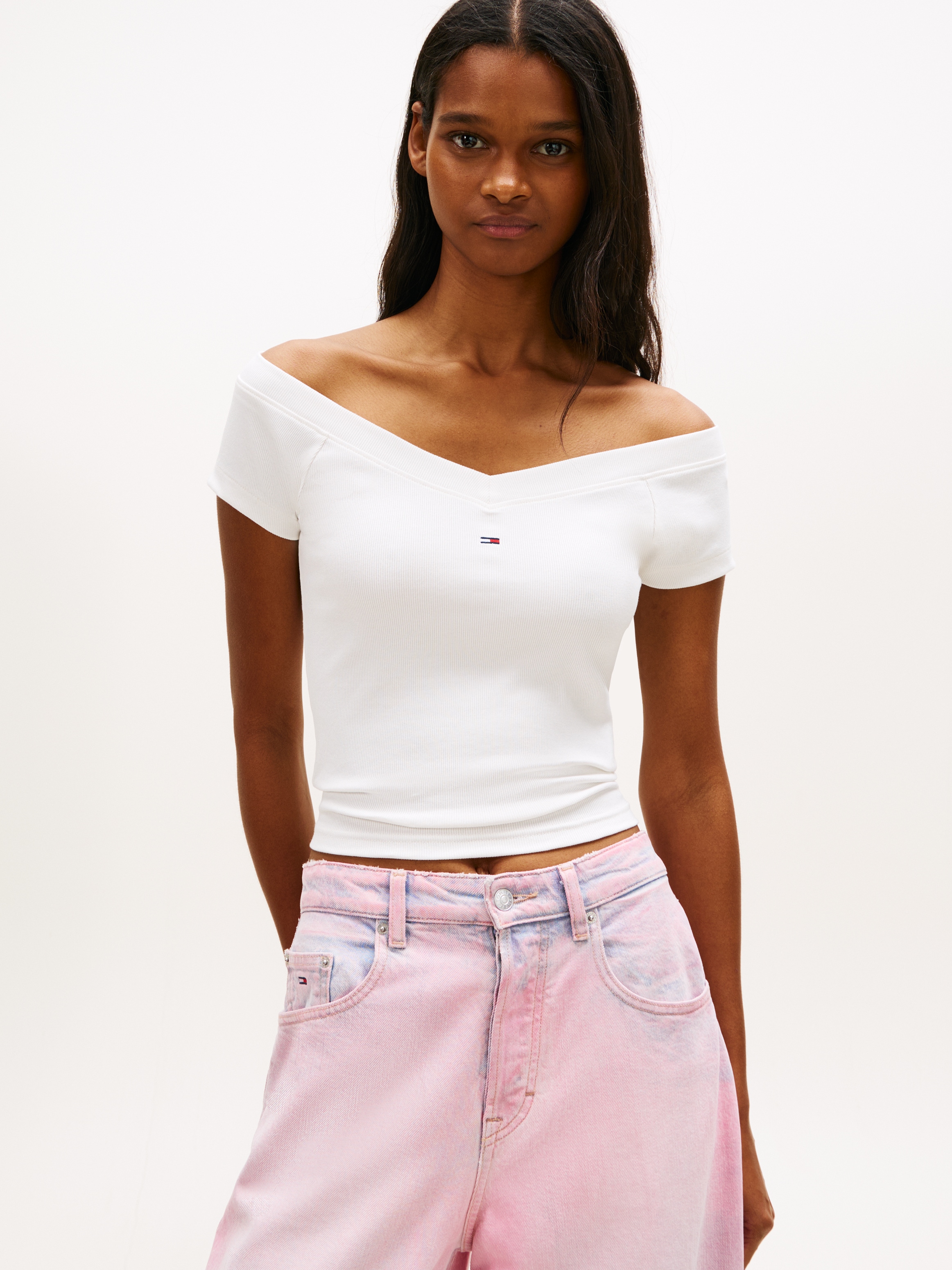 Tommy Jeans Kurzarmshirt »TJW SLIM OFF SHOULDER RIB SS TOP« mit gerippter Struktur, schulterfrei