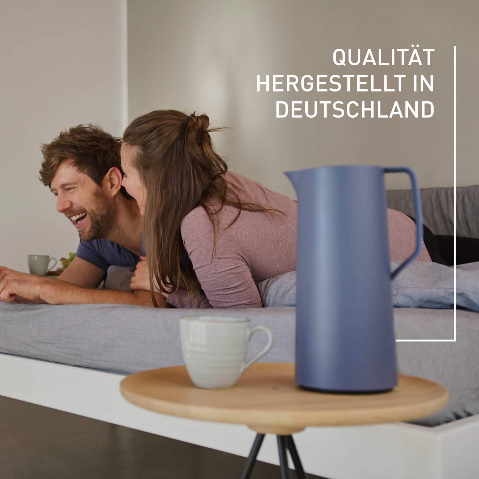 Emsa Isolierkanne »Motiva in modernem Design, 100% auslaufsicher, Made in Germany« 1 l doppelwandiger Glasisolierkolben, bis zu 12h warm/24h kalt,  Quick-Press-Deckel, Einhandbedienung, ergonomischer Schraubdeckel