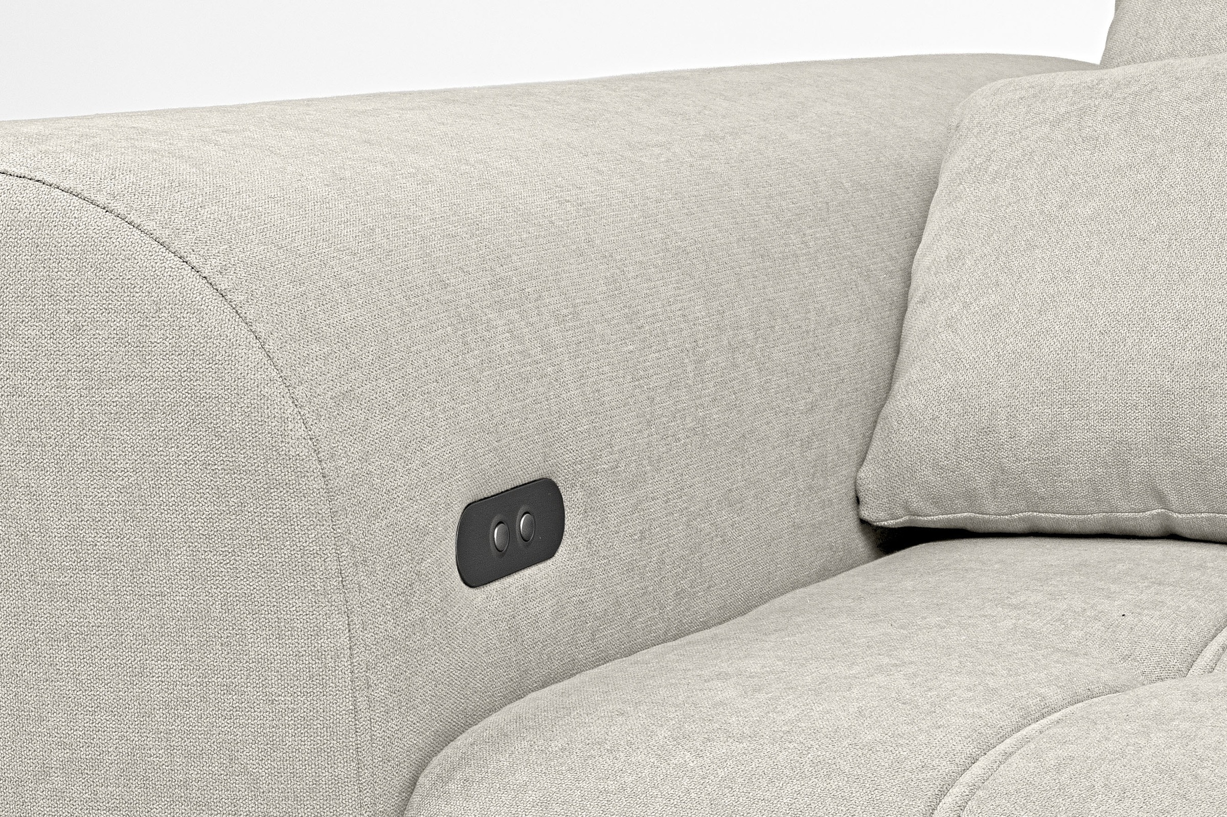 WERK2 Ecksofa »Garay, XXL-Liegefläche: elektrisch ausziehbar auf ca. 228×126 cm« Luxus in Übergröße: XXL-Liegefläche, Komfort-Ottomane & stilvolle Füße