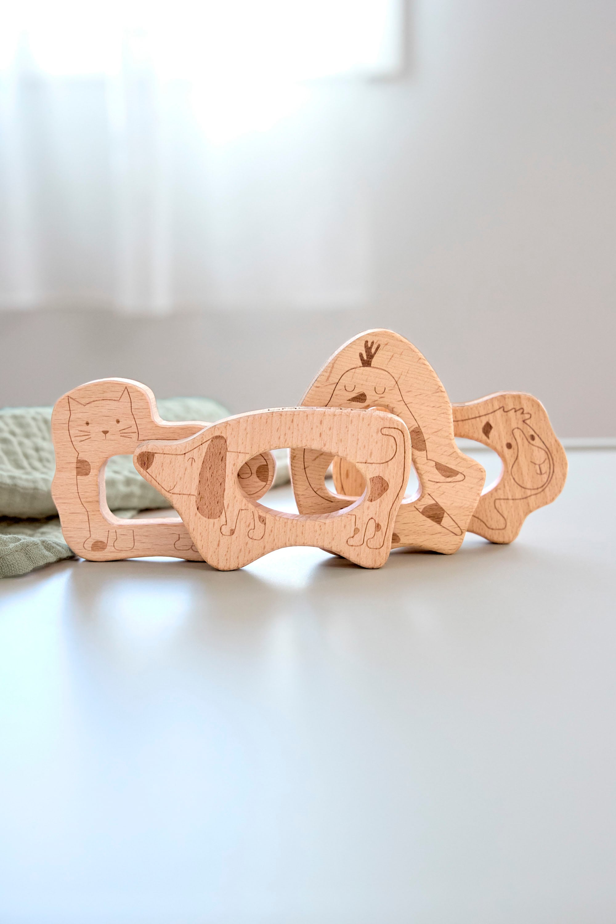 LÄSSIG Greifling »Teether Wood Set Little Mateys«, (Set, 4 tlg.), FSC® - schützt Wald - weltweit