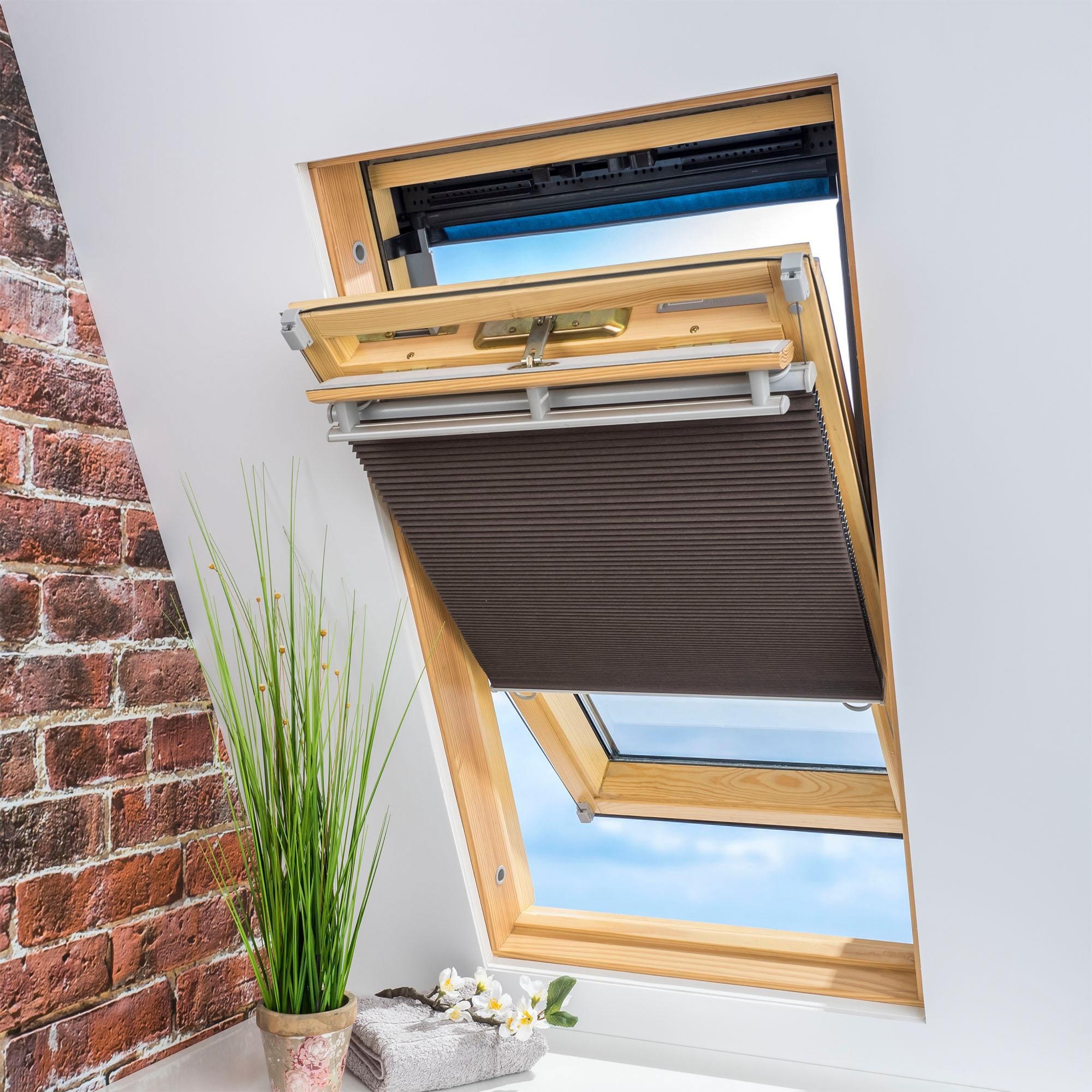 Liedeco Dachfensterplissee »Universal Dachfenster-Plissee«, Fixmaß Bohren, OTTO bei verdunkelnd, energiesparend, verspannt, ohne online