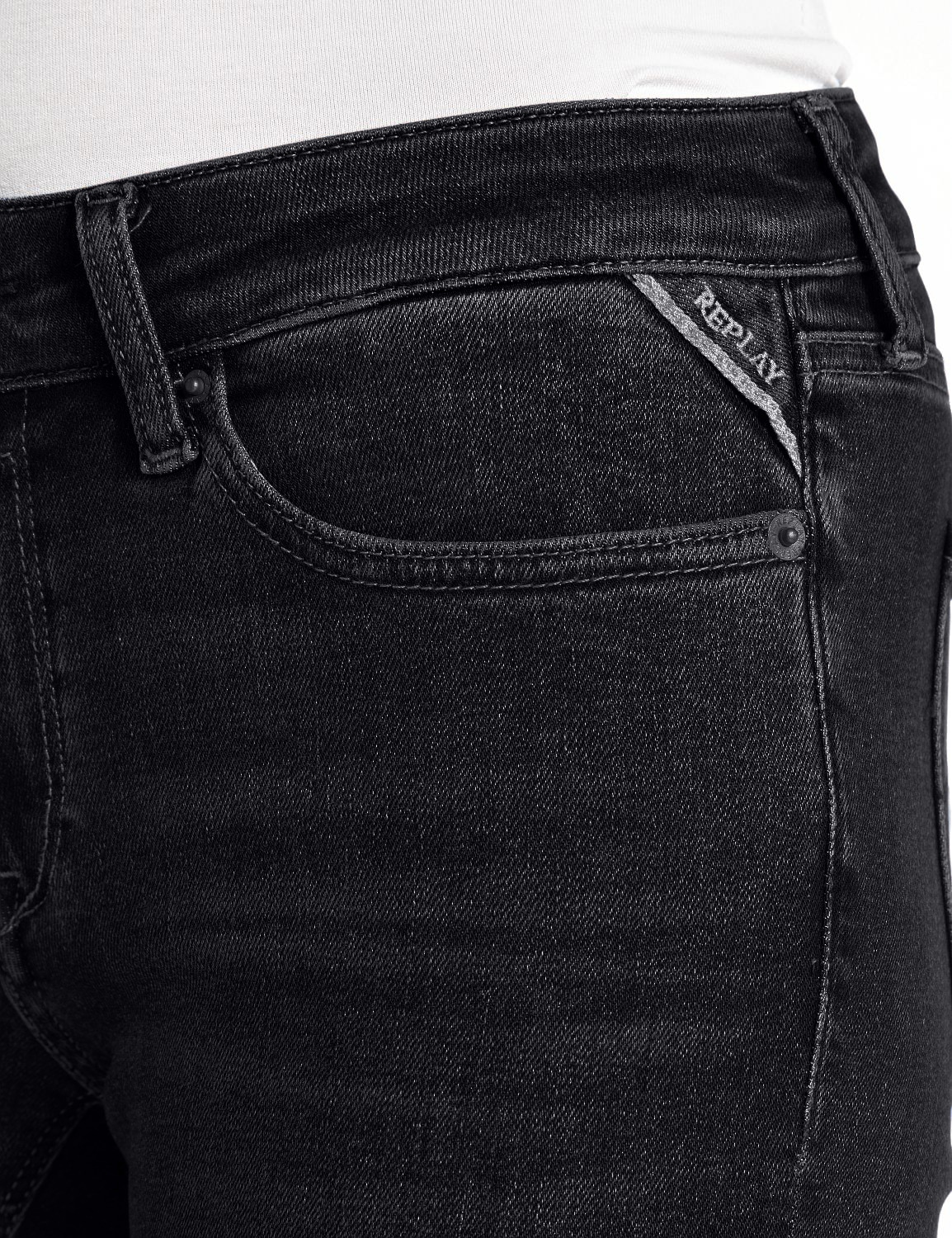 Replay Bootcut-Jeans »NEW LUZ« mit gesticktem R an der Gesäßtasche
