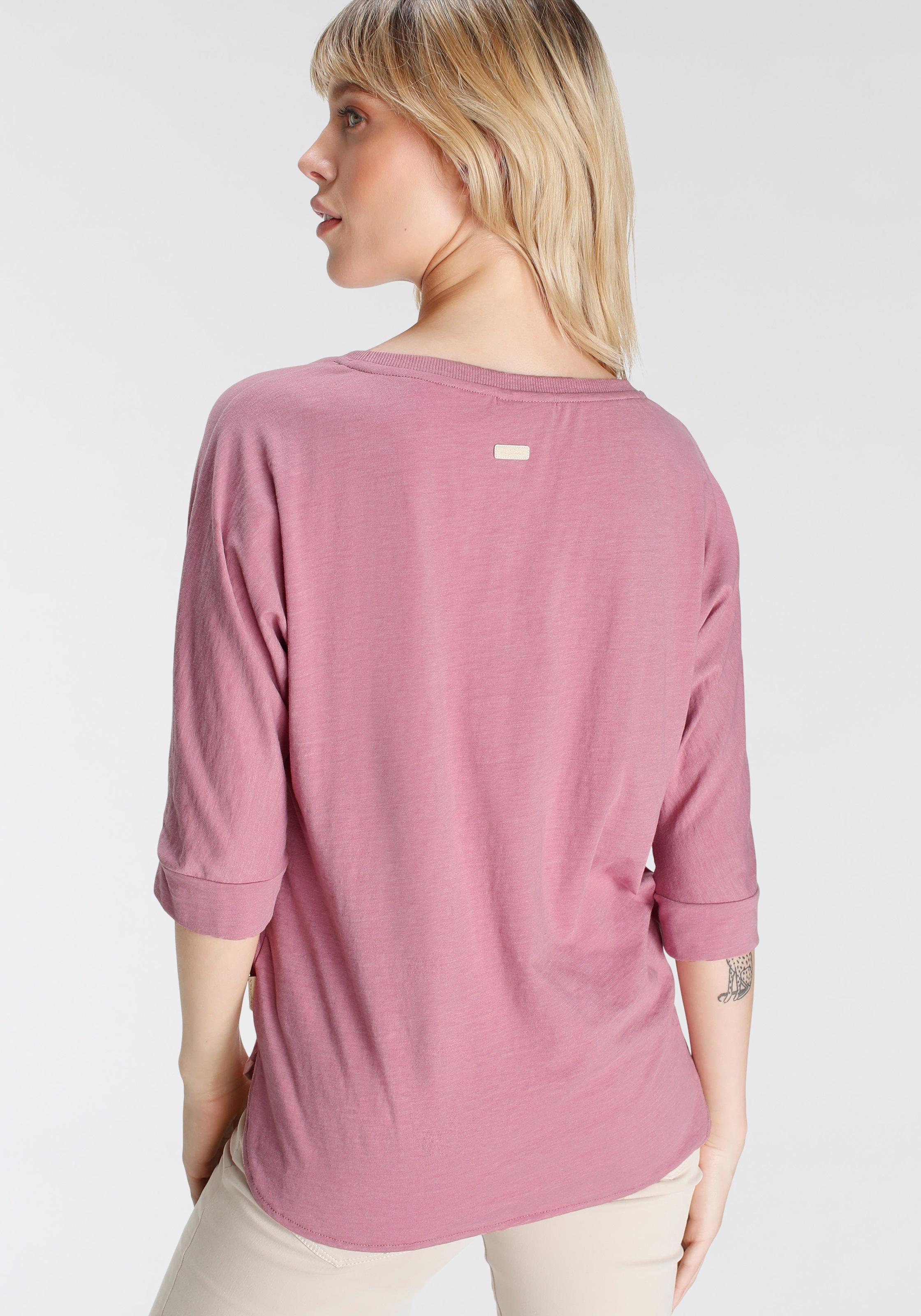 Ragwear Langarmshirt »RAG Longsleeve SHIMONA O PRINTED«, mit Frontdruck und Zierknopf, hinten länger geschnitten