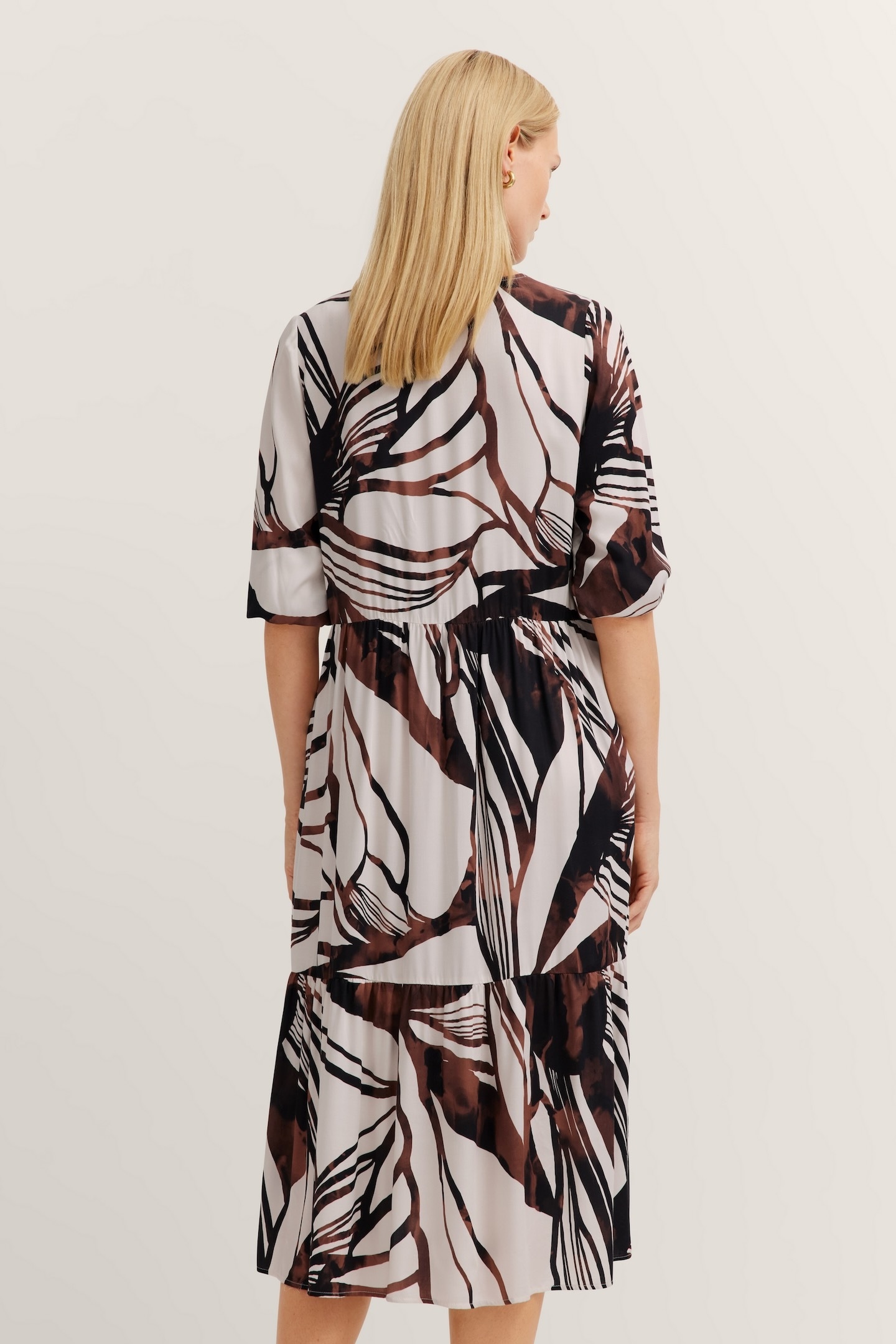 bugatti Sommerkleid, mit Volants & Teilungsnähten