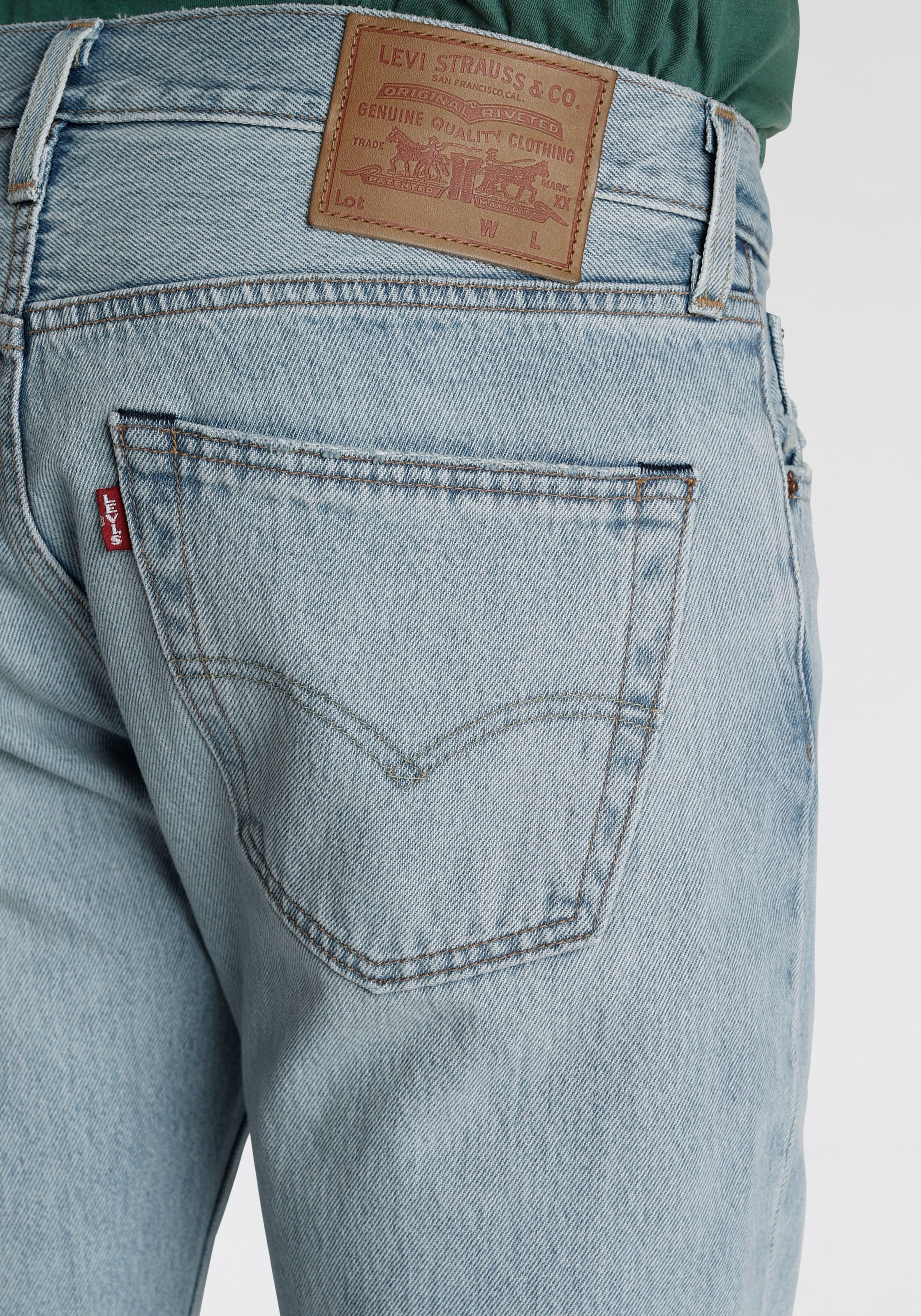 Levi's® Destroyed-Jeans »501 VI'S ORIG«, mit Markenlabel