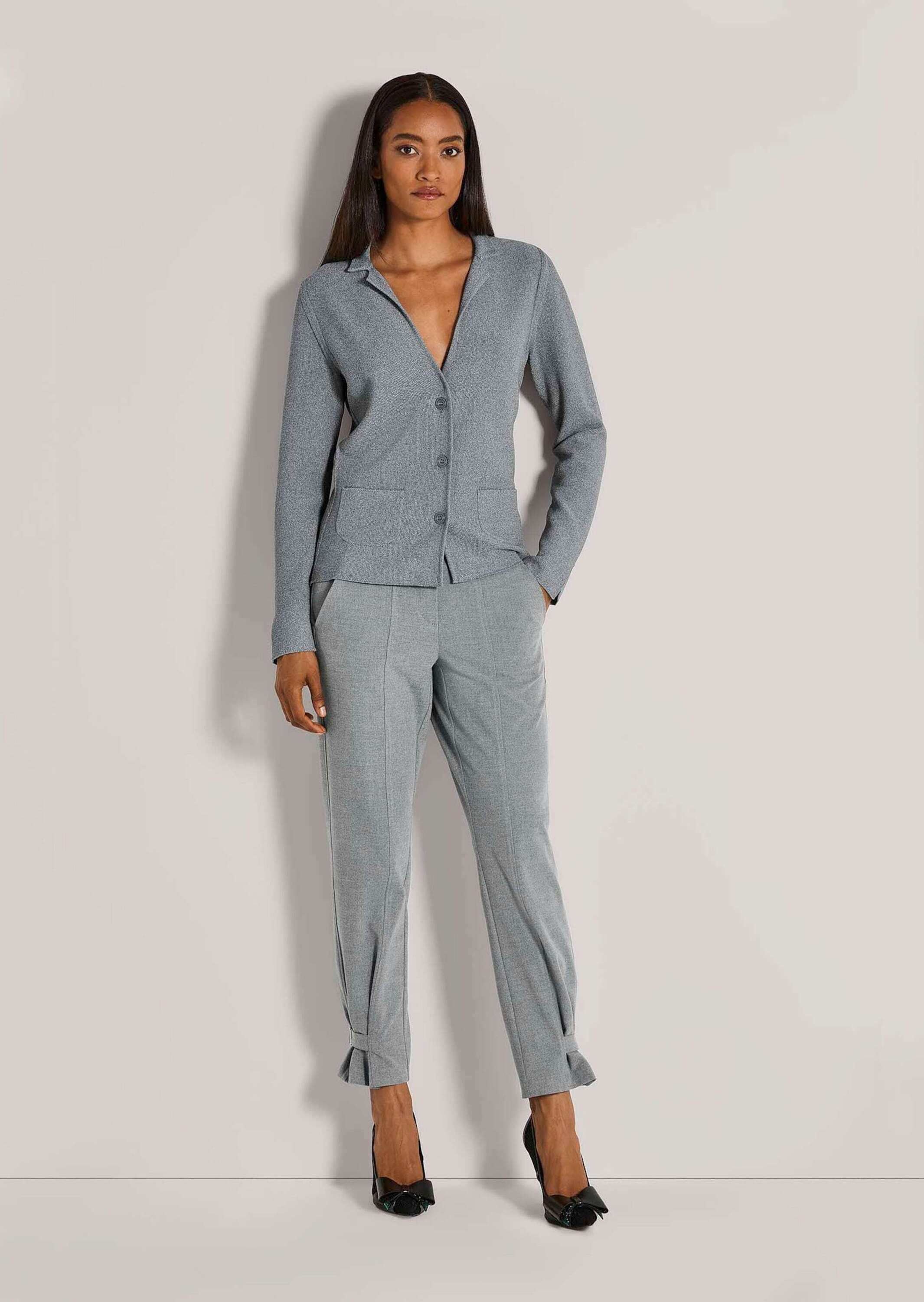 MADELEINE Strickjacke »Strickblazer Schlanker Strickblazer mit langen Ärmeln«