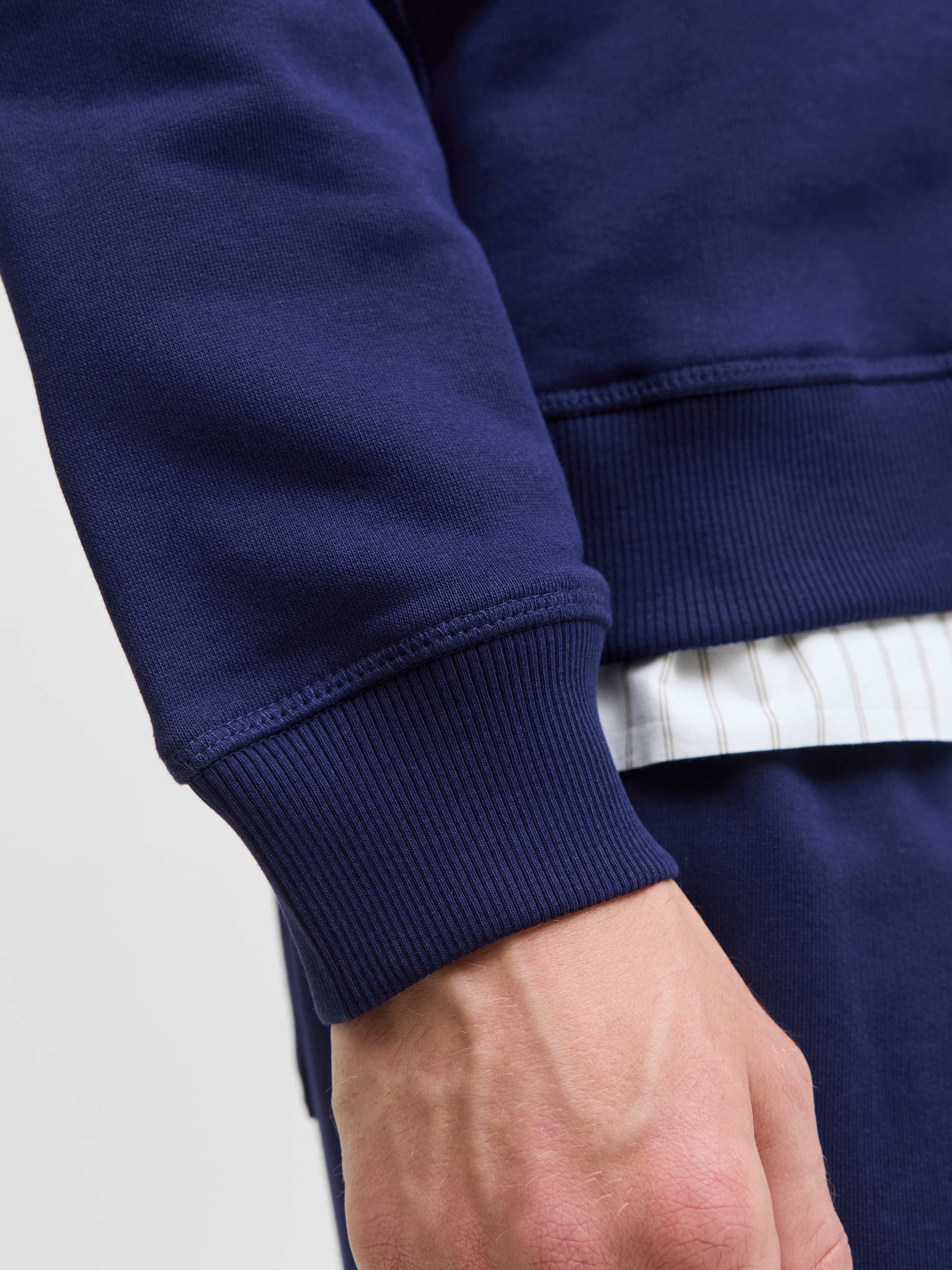 Jack & Jones Sweatshirt »JORNORREBRO EMB SWEAT HIGH NECK SN«