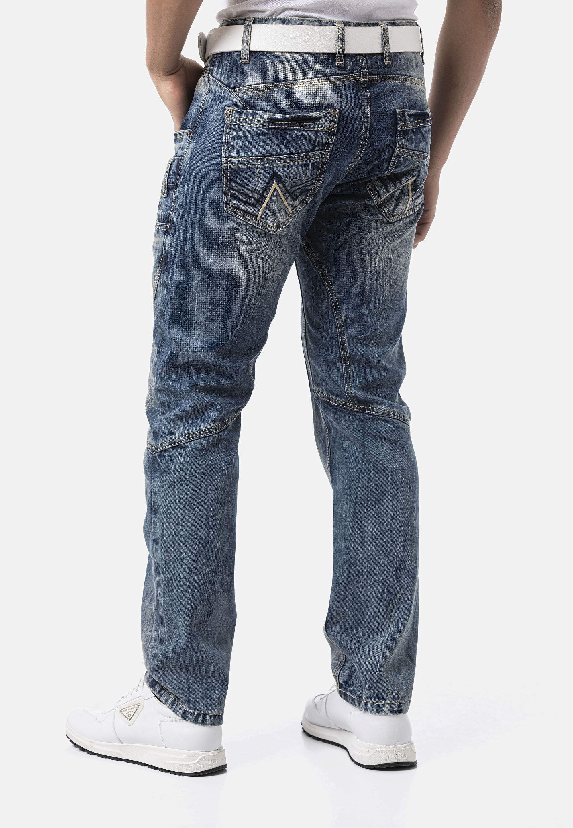 Cipo & Baxx Cargojeans »Cipo & Baxx Jeanshose CD911« mit Vintage-Used-Look