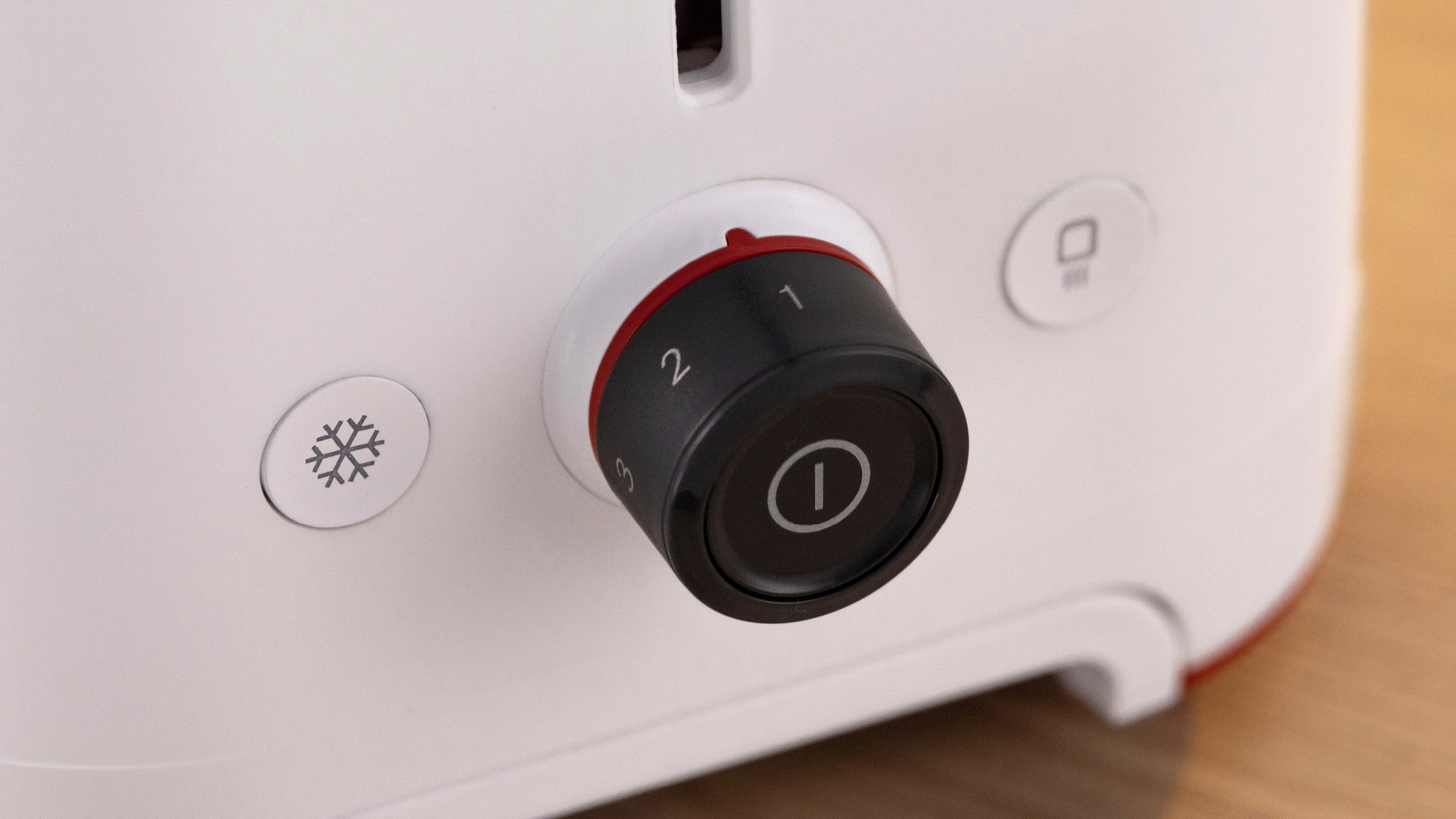 BOSCH Toaster »MyMoment TAT3M121«, 2 Schlitze, für 2 Scheiben, 950 W, entnehmbarer Brötchenaufsatz, Auftaufunktion, Brotzentrierung, AutoOff