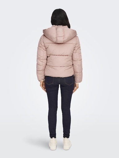 ONLY Steppjacke »ONLCALLIE FITTED PUFFER JACKET CC OTW«, mit Kapuze