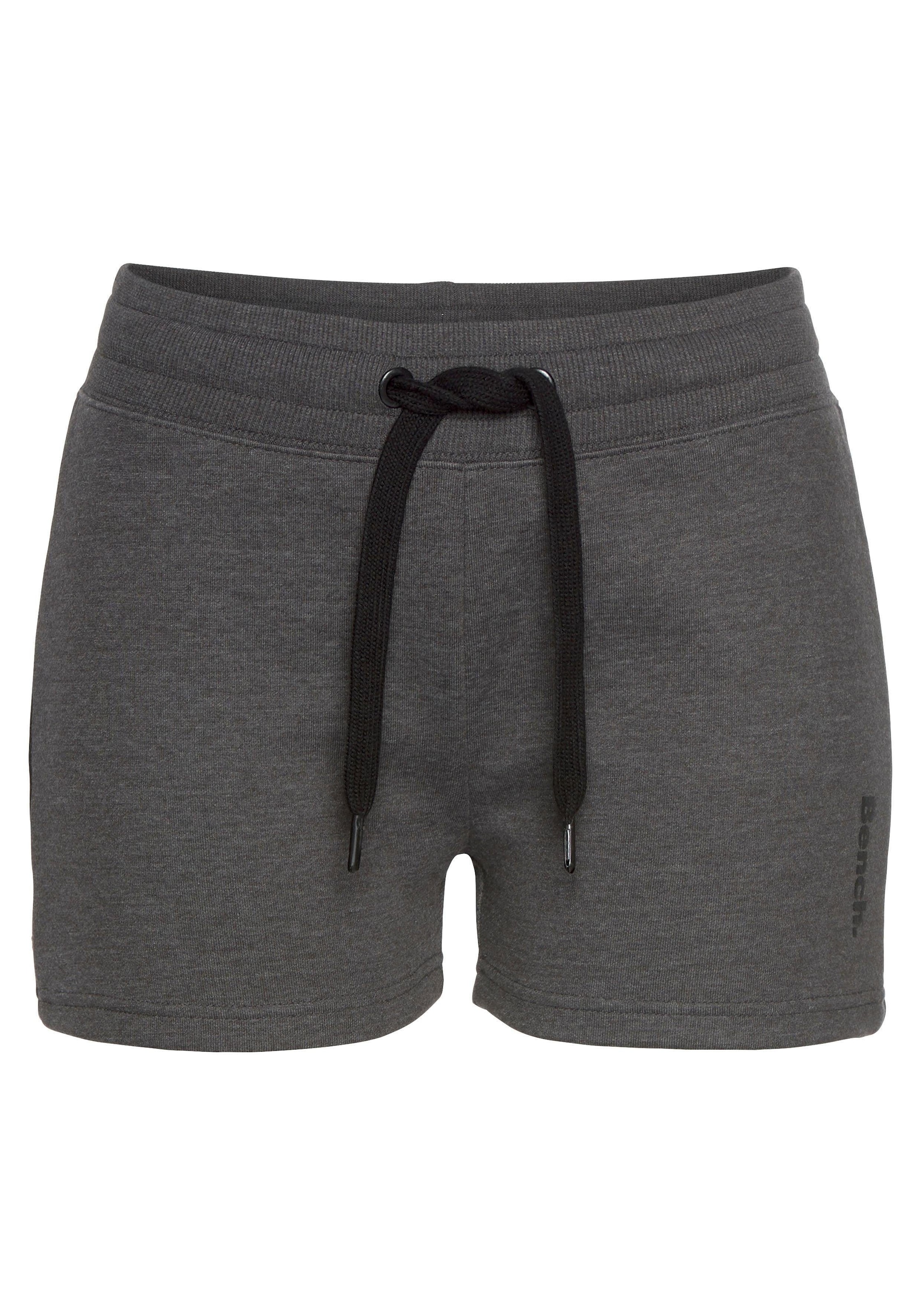 Bench. Loungewear Relaxshorts, mit Seitenstreifen, Loungewear