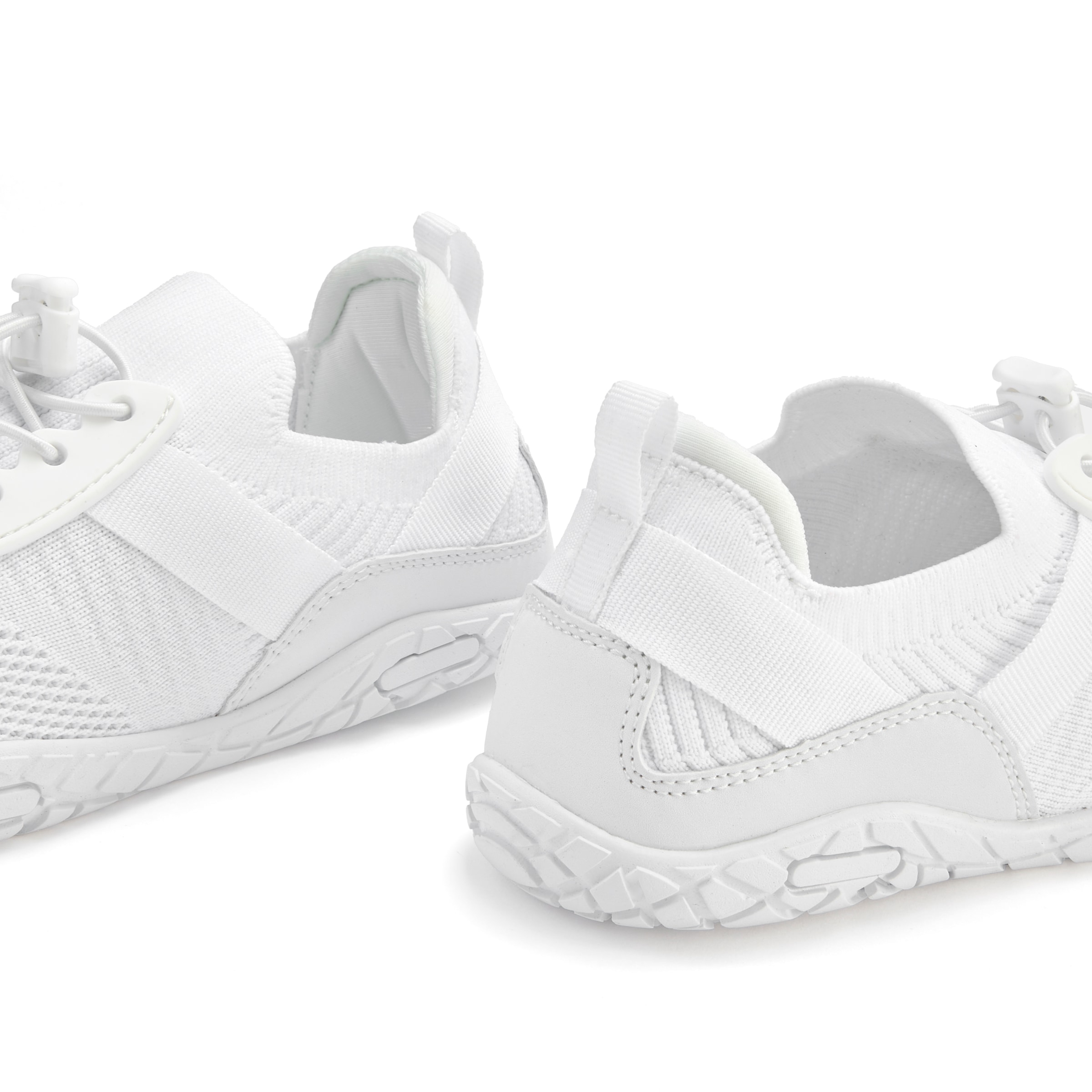 LASCANA Sneaker, Freizeitschuh, Halbschuh superleicht, flache flexible Sohle VEGAN