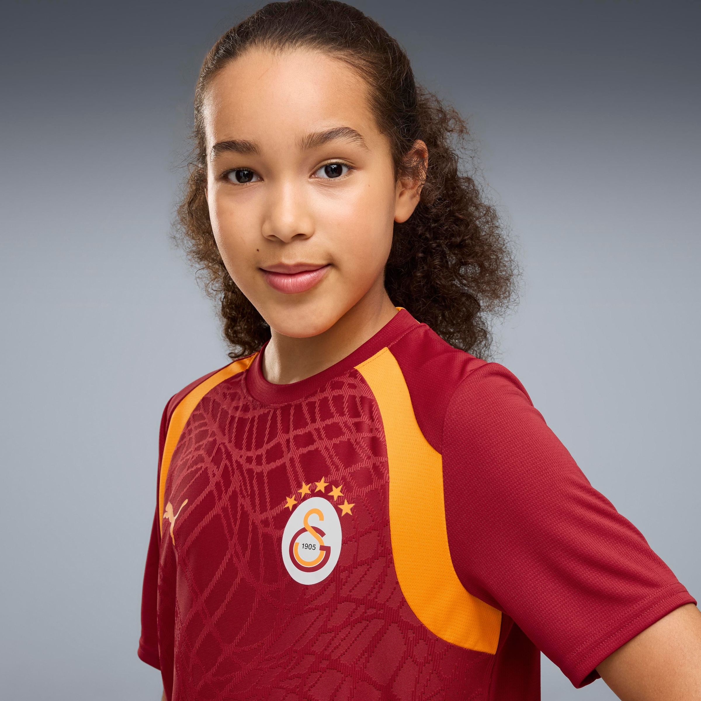 PUMA Fußballtrikot »GSK TRAINING JERSEY JR« für Kinder, aus Polyester, atmungsaktiv, schnelltrocknend