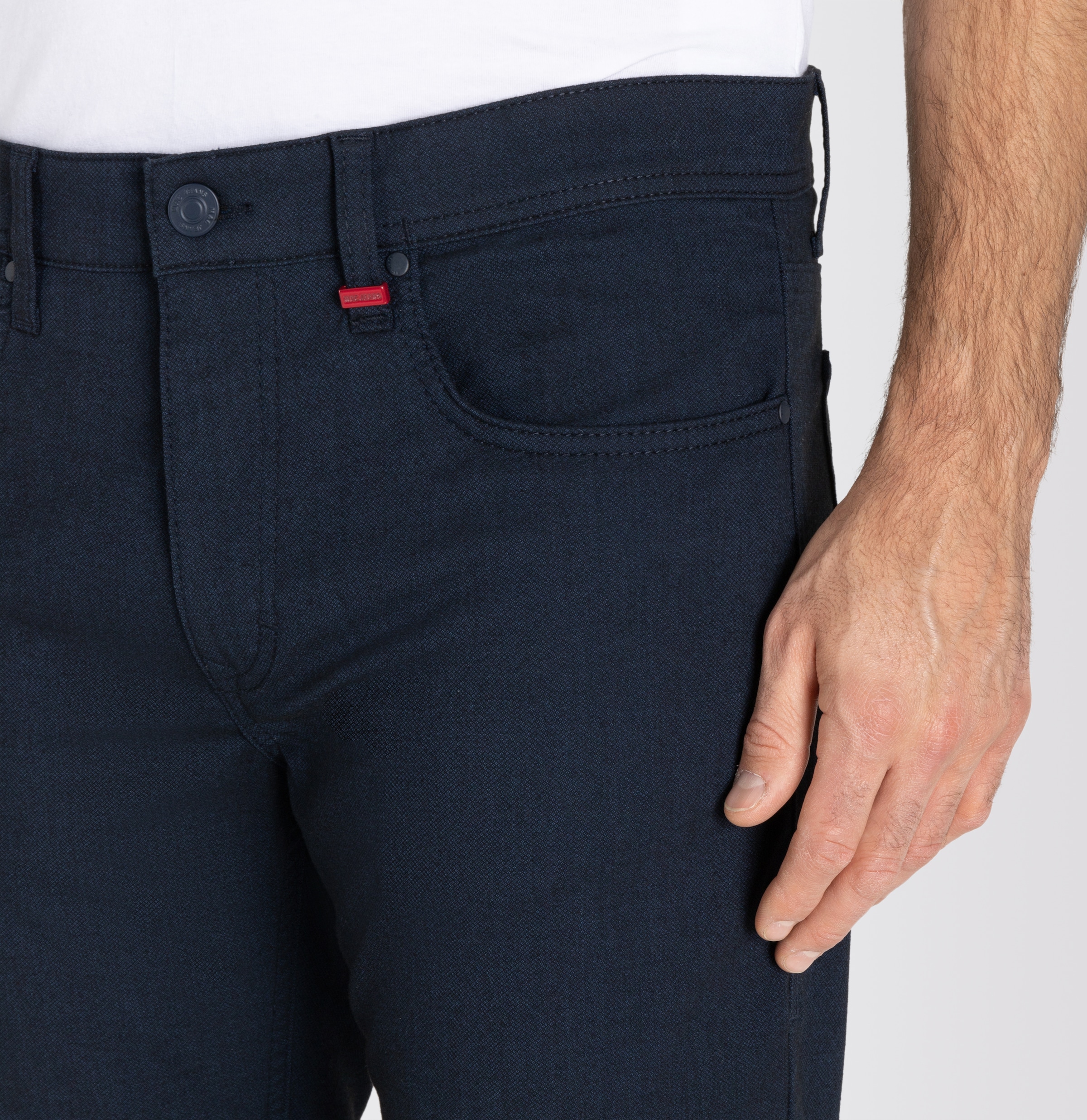 MAC Straight-Jeans »Arne«, in gepflegter Optik, mit Stretch