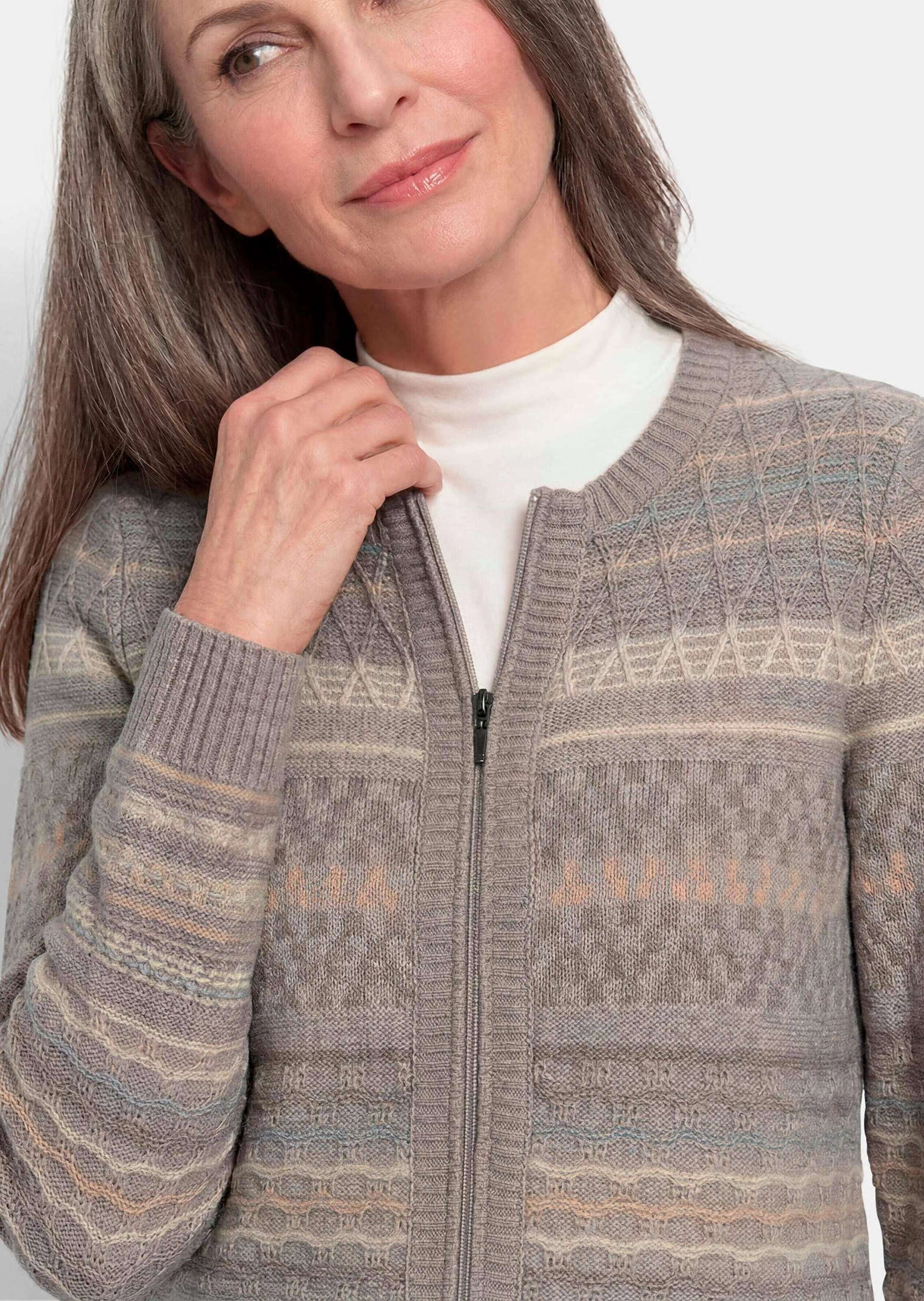 GOLDNER Strickjacke »Kurzgröße Warme Strickjacke mit Reißverschluss« Jaquard und Strukturstrick im Mix