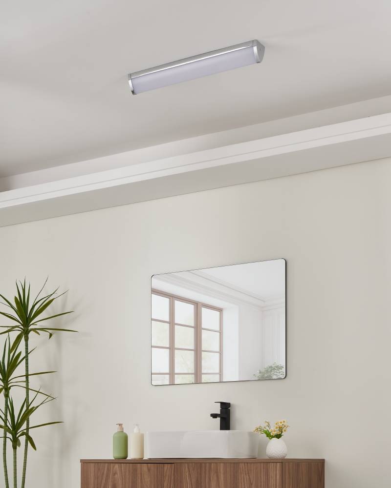 EGLO LED Wandleuchte »GITA 2 Wandlampe, Chrom, weiß, IP44, Spiegelleuchte, Badezimmerlampe«, 1 flammig, Leuchtmittel LED-Board | LED fest integriert, Feuchtraumleuchte, Badezimmer, elegant, minimalitisch, 60x7,5x7,5cm