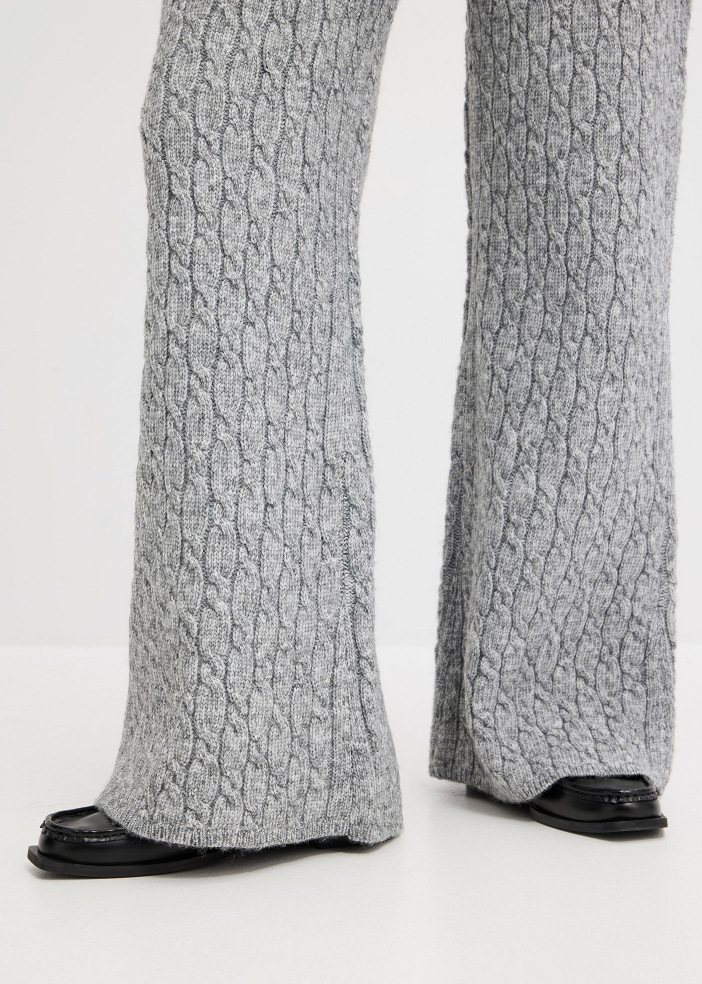 bonprix Stoffhose »Strickhose mit Zopfmuster«  Strickhose mit Zopfmuster