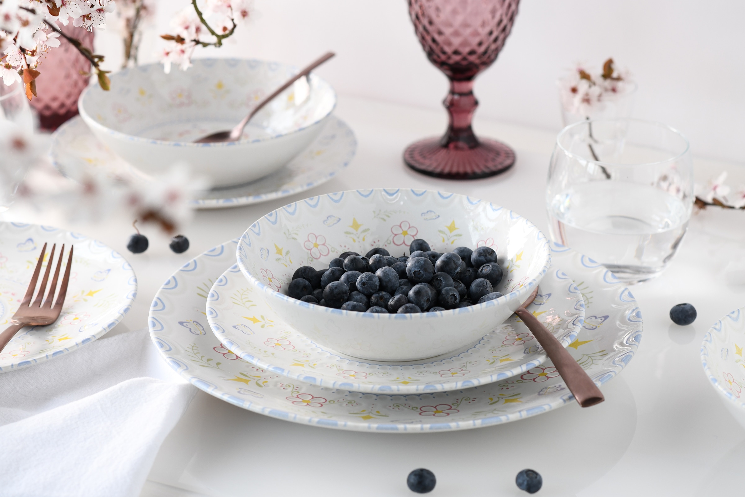 CreaTable Teller-Set »Primavera Pastell, Tellerset 16-tlg.« Vollflächig dekoriert, Schmetterlingsmotive, Zarte Pastelltöne