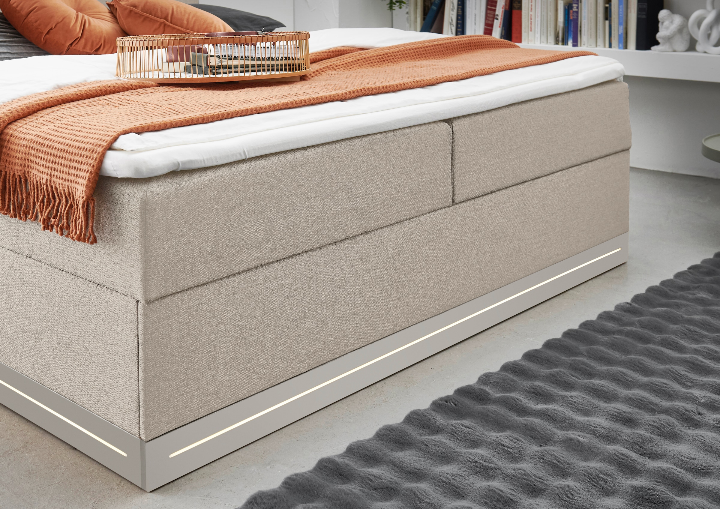 Home affaire Boxbett »WAKKANAI, Polsterbett mit Bettkasten, inkl. Taschfederkernmatratze H3« mit PUR-Schaum-Topper, mit LED-Lichtleiste, LIegefläche 180x200cm