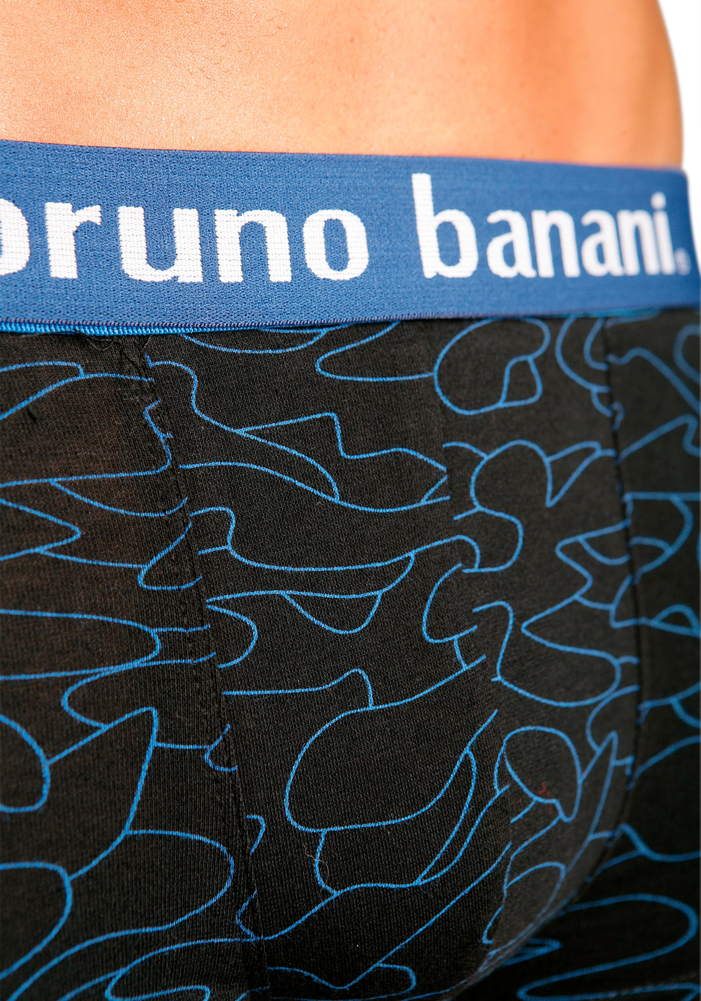 Bruno Banani Hipster, (Packung, 4 St.), knapp sitzende Boxershorts in uni oder gemustert aus Baumwollmischung