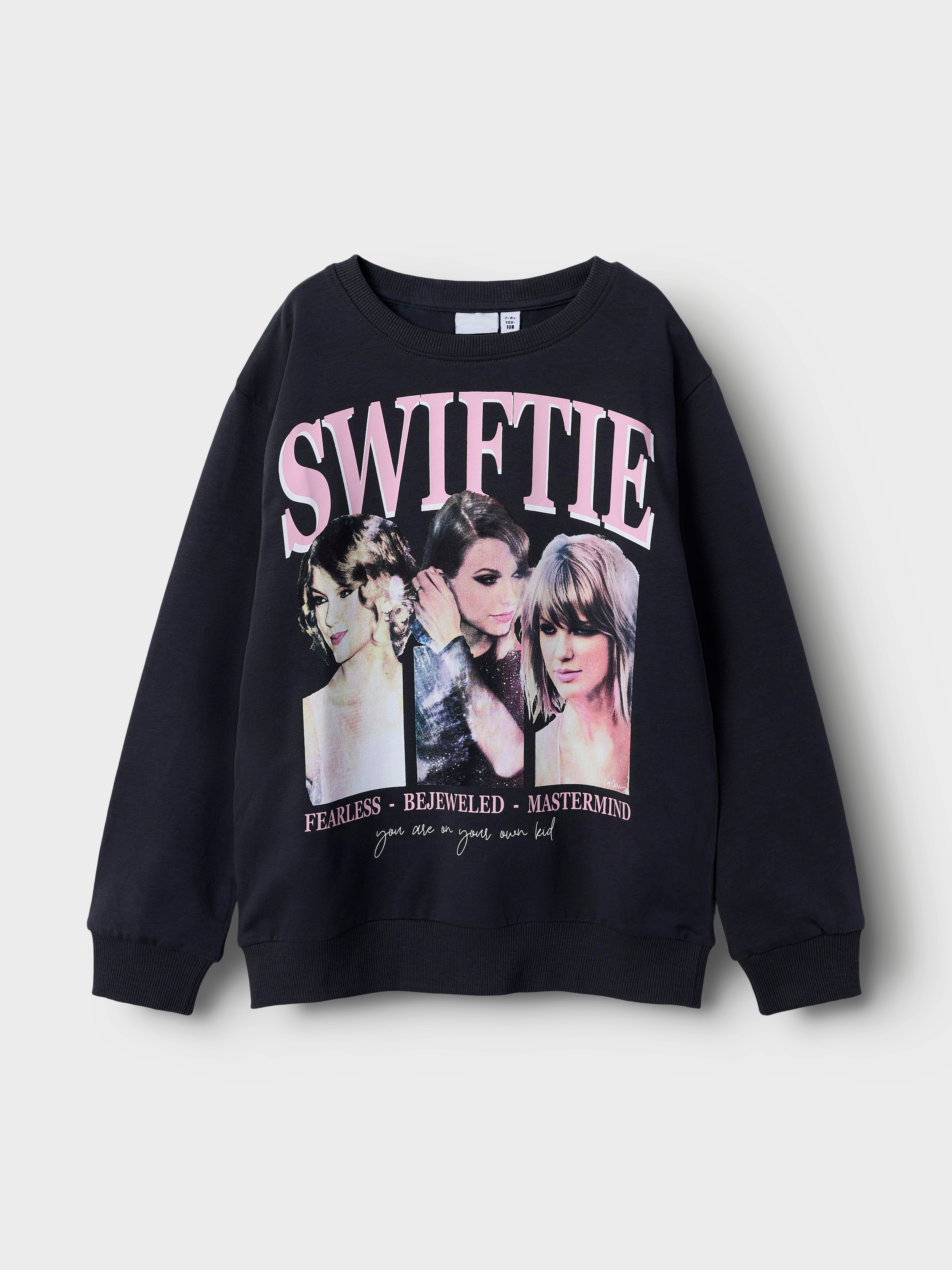 Name It Sweatshirt »NKFFERA TSWIFT NREG SWEAT UNB SKY«, CELEBRITY ICONS mit Taylor Swift Druck