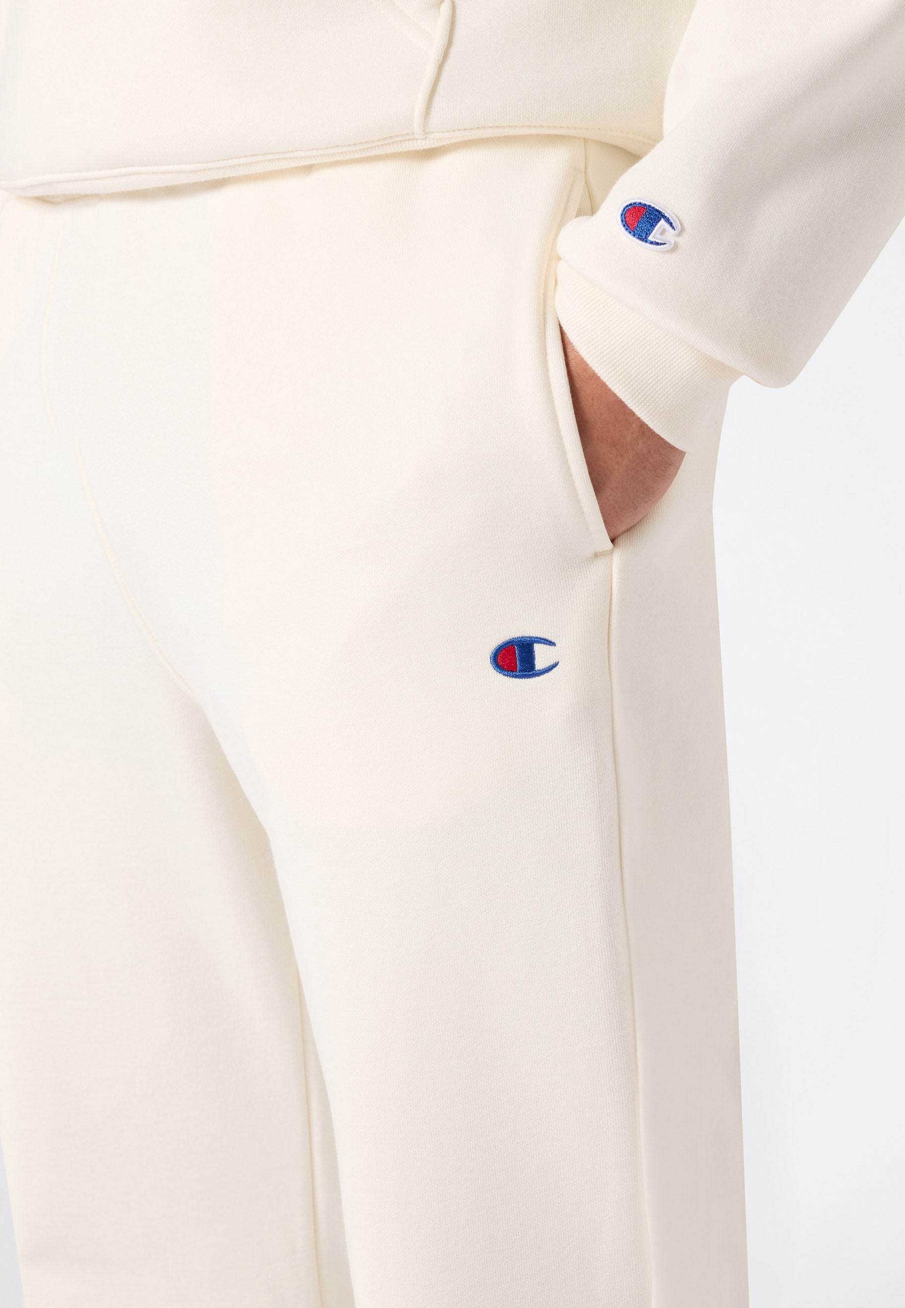 Champion Jogginghose »SPORTWEAR CUFFED PANTS Relax Fit«  mit Bündchen am Bein, Relax Fit, aus Baumwolle und Polyester