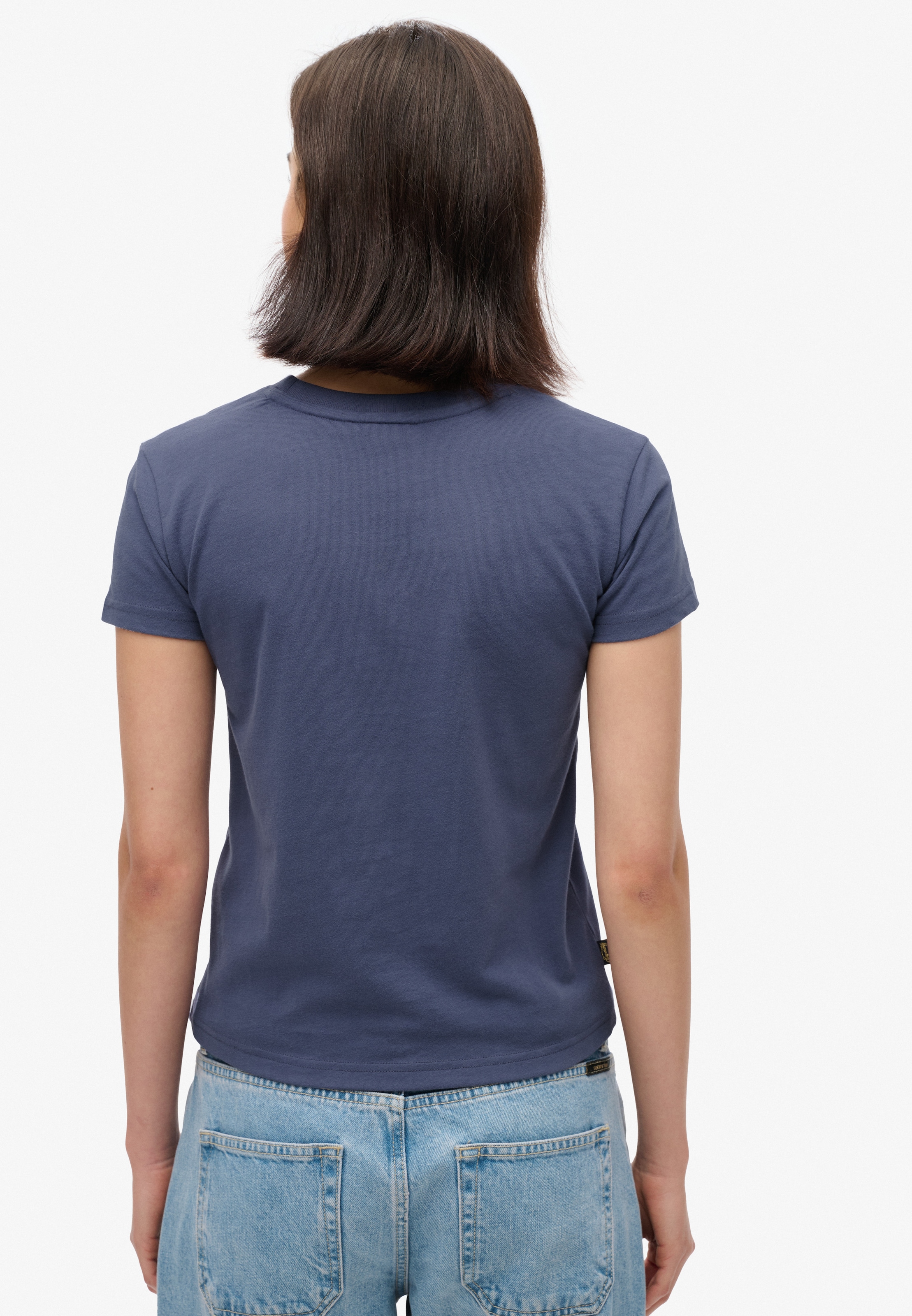Superdry Kurzarmshirt »SU-ESSENTIAL LOGO 90'S T SHIRT«, angenehmes Tragegefühl durch besonders weiche Haptik