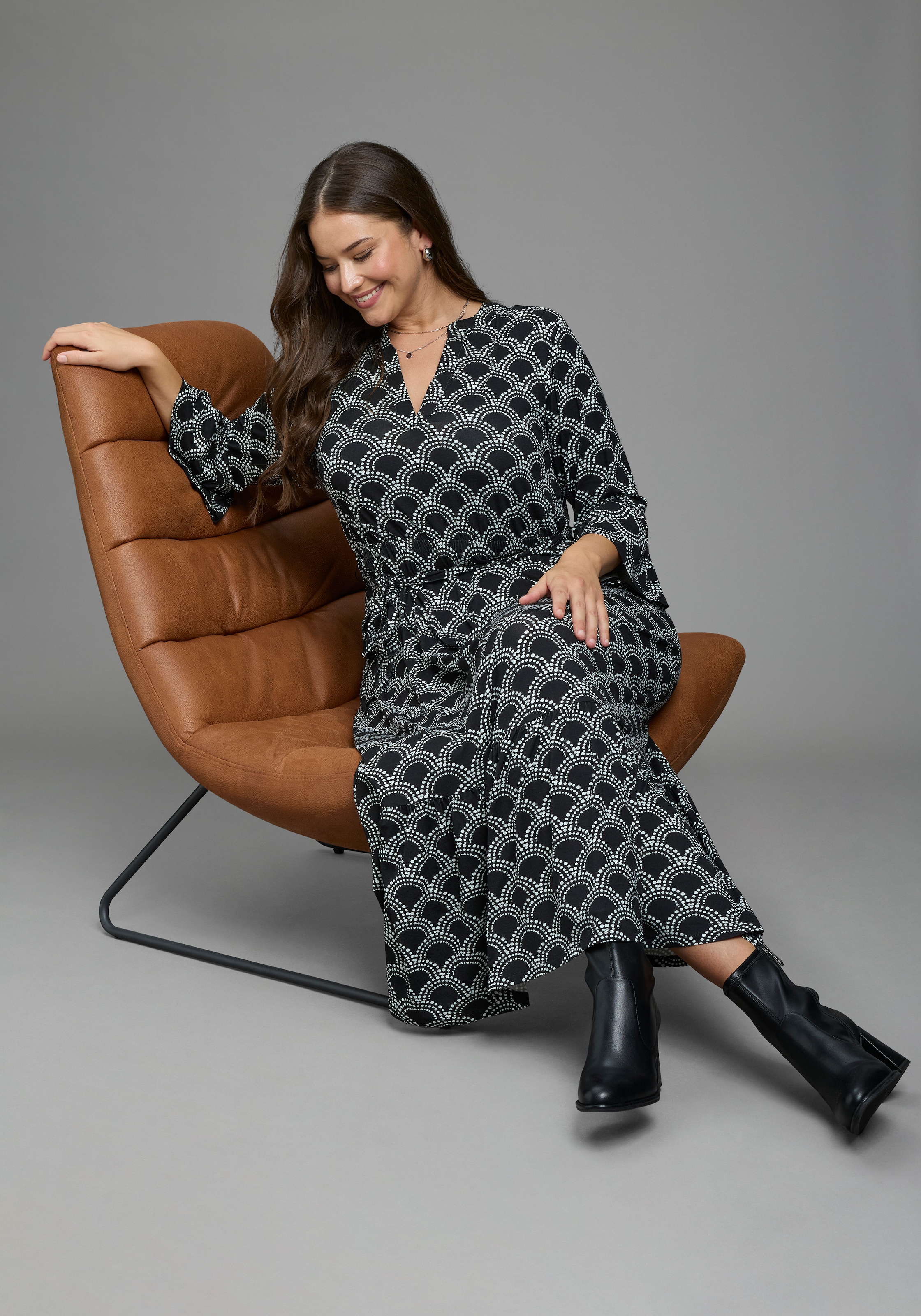 Laura Scott CURVE Maxikleid »Große Größen« Maxikleid knöchellang, aus elastischer Viskosemischung