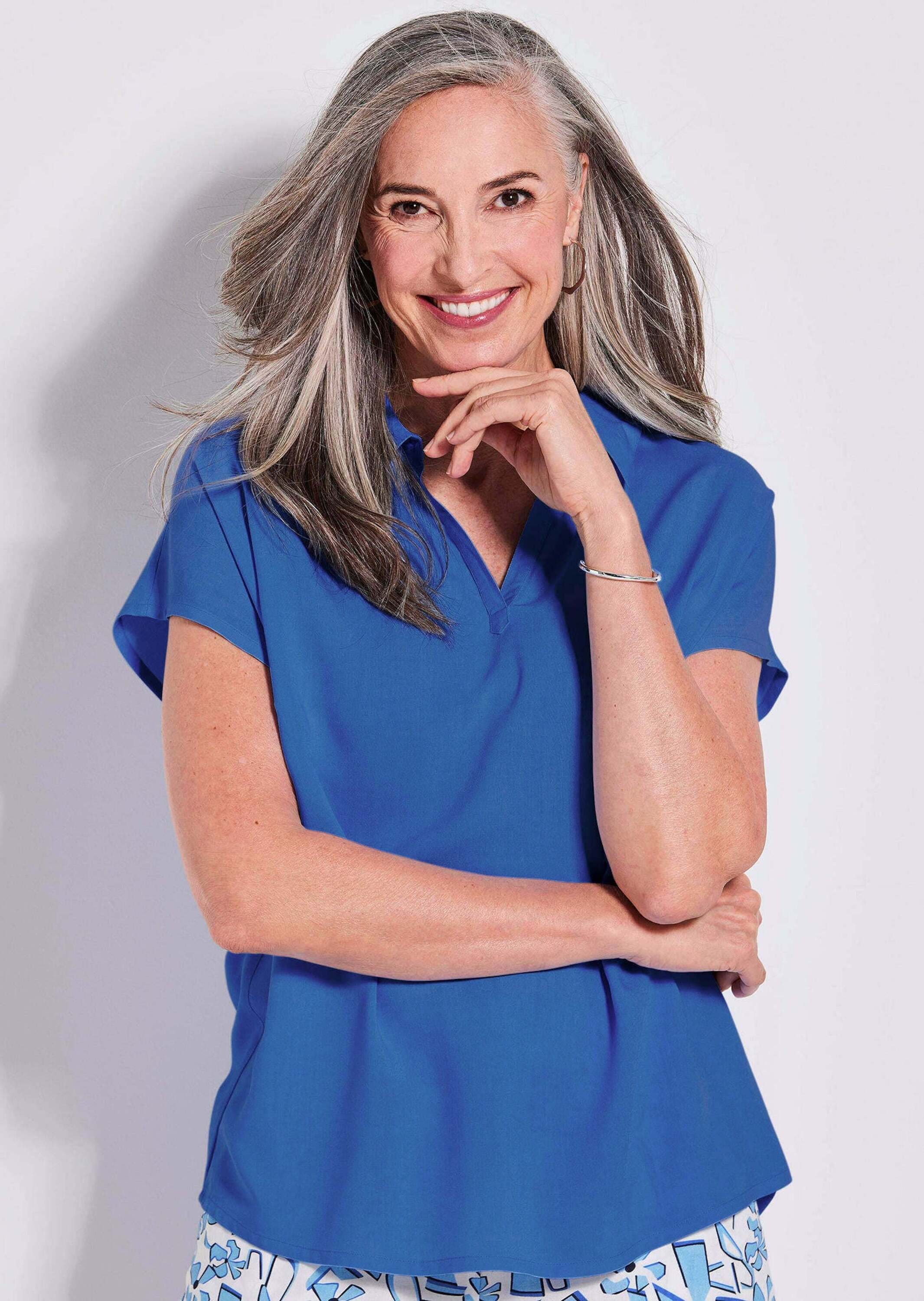 GOLDNER Klassische Bluse »Kurzgröße Uni Bluse mit Hemdkragen« superangenhme fliessende Viskose