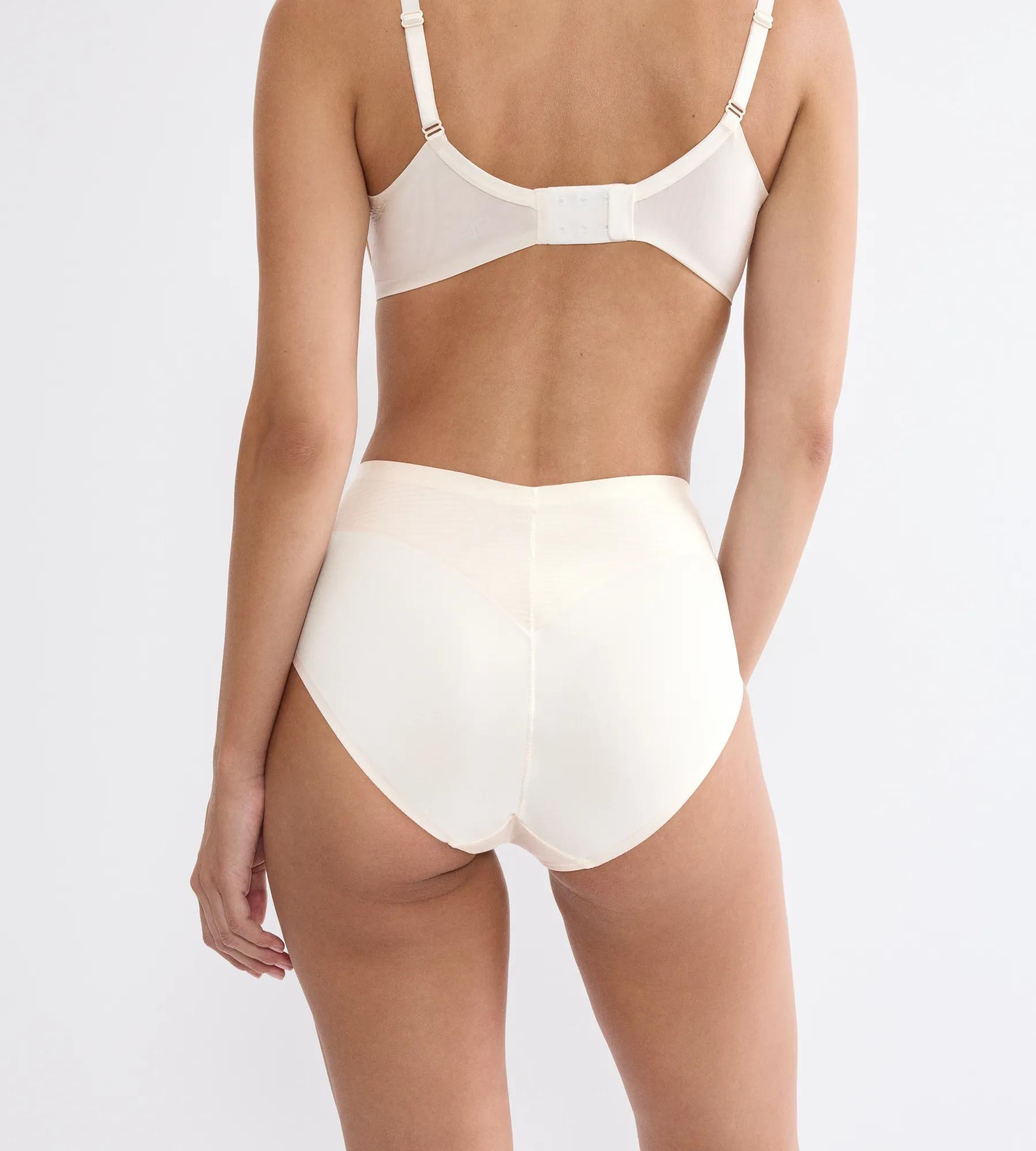 Triumph Shapingslip »BMU Illusion Curve« weich, nahtlos, mittlerer Shape-Effekt, formend
