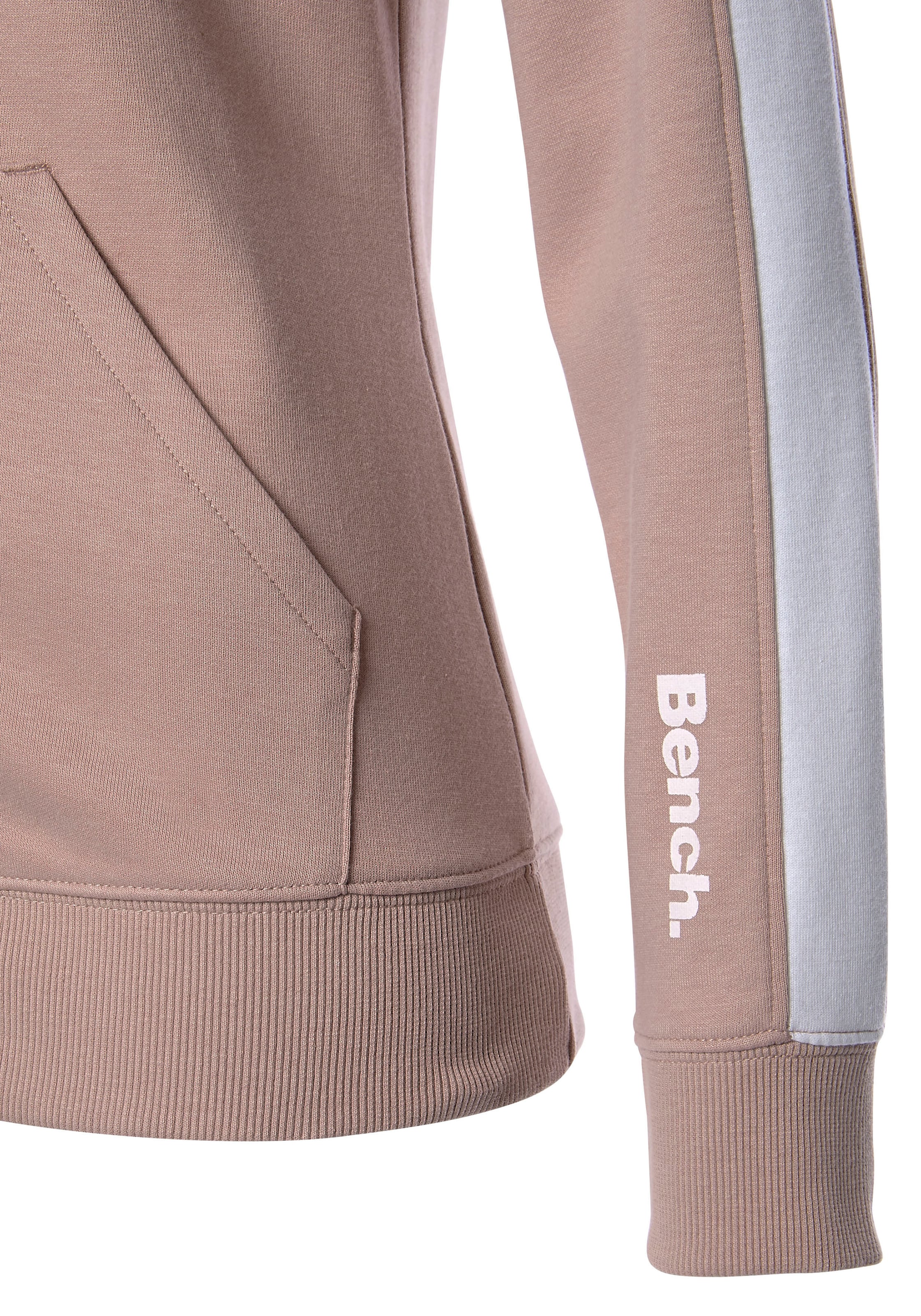 Bench. Loungewear Sweatjacke, mit Seitenstreifen und Stehkragen, Loungewear