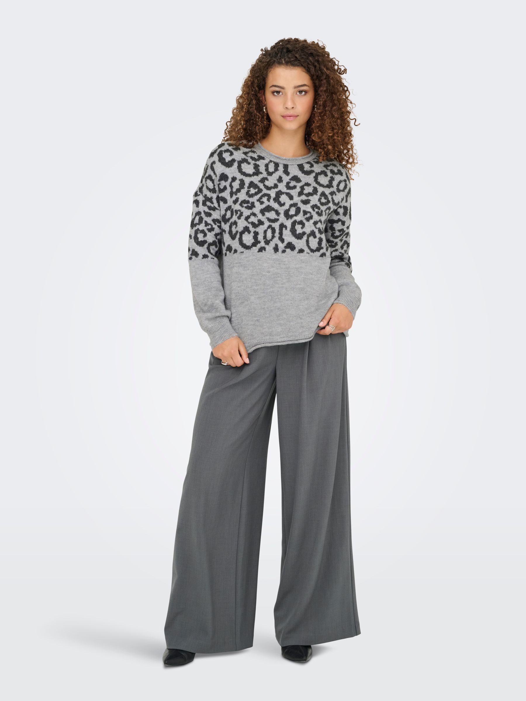 ONLY Rundhalspullover »ONLJADE ANIMAL LS O-NECK NOOS KNT« Kunstfaser, regular fit