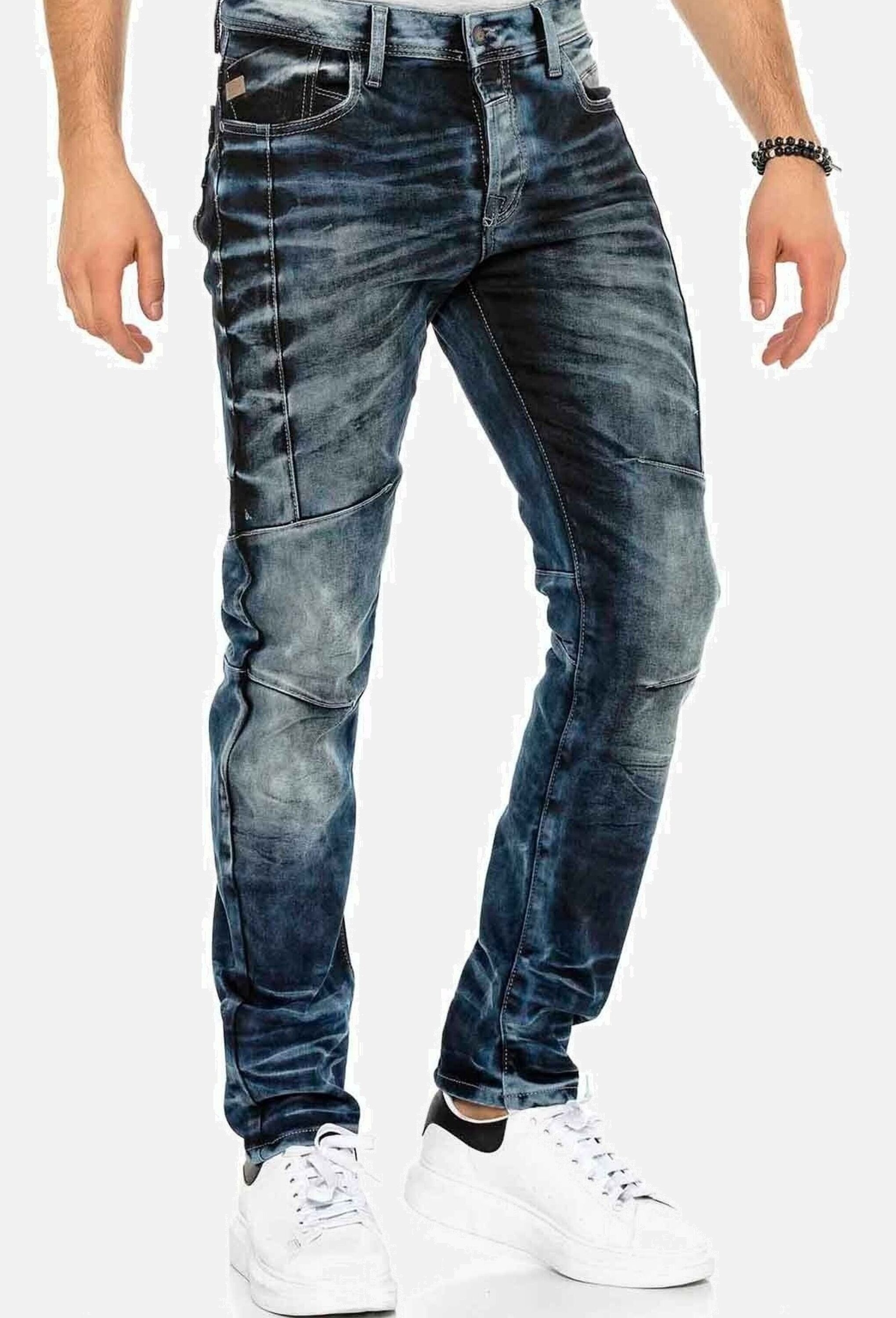 Cipo & Baxx Tapered-fit-Jeans »Cipo & Baxx Jeans« mit cooler Waschung und Ziernähten, CD-286