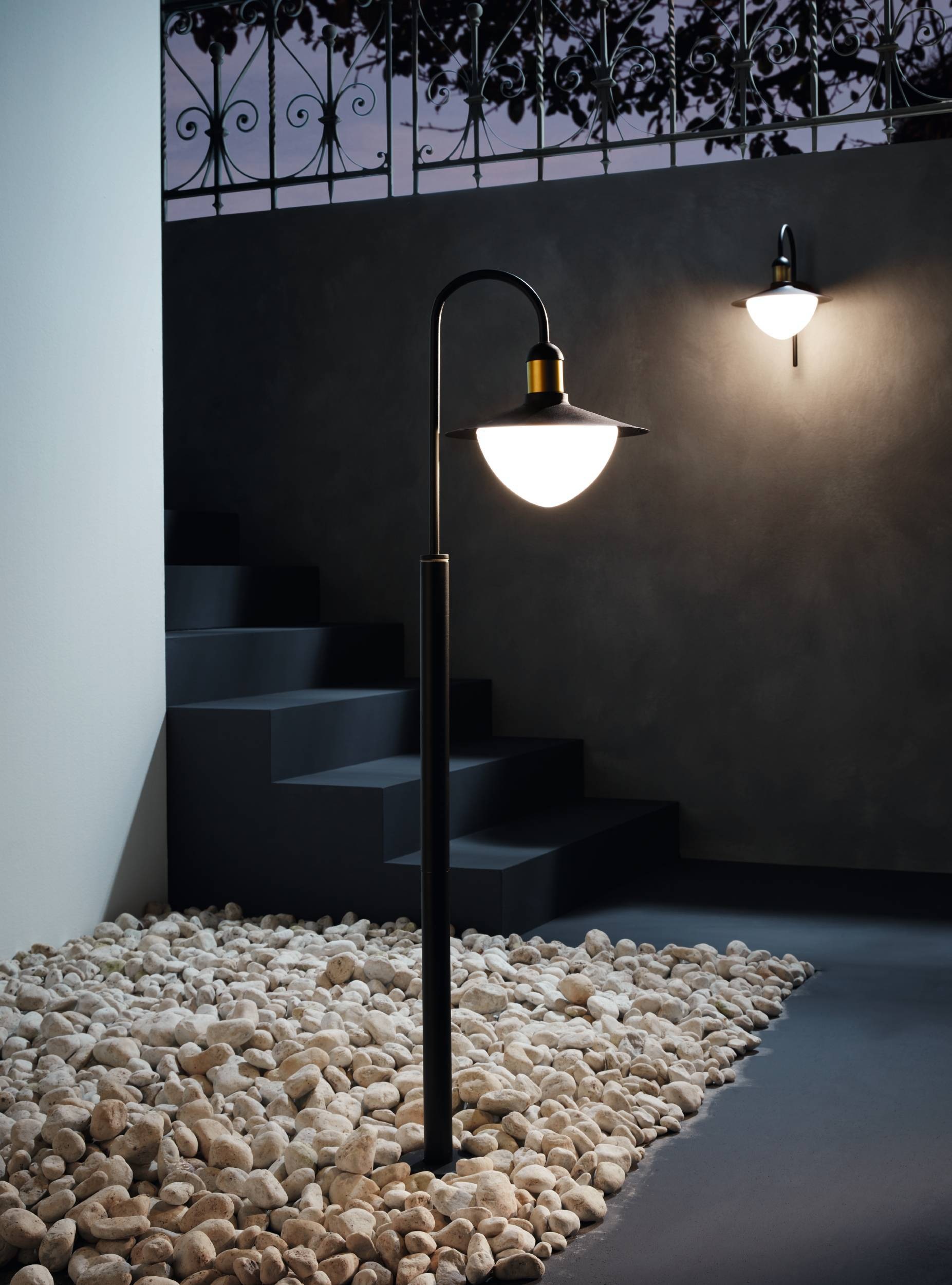 EGLO Stehlampe »Sirmione Außen-Stehlampe, Standleuchte, Stahl, E27, IP44, Außenlampe« E27 1 Stk. Stehleuchte - L34 x B27 x H120 cm - schwarz, gold - 1X60W exkl.