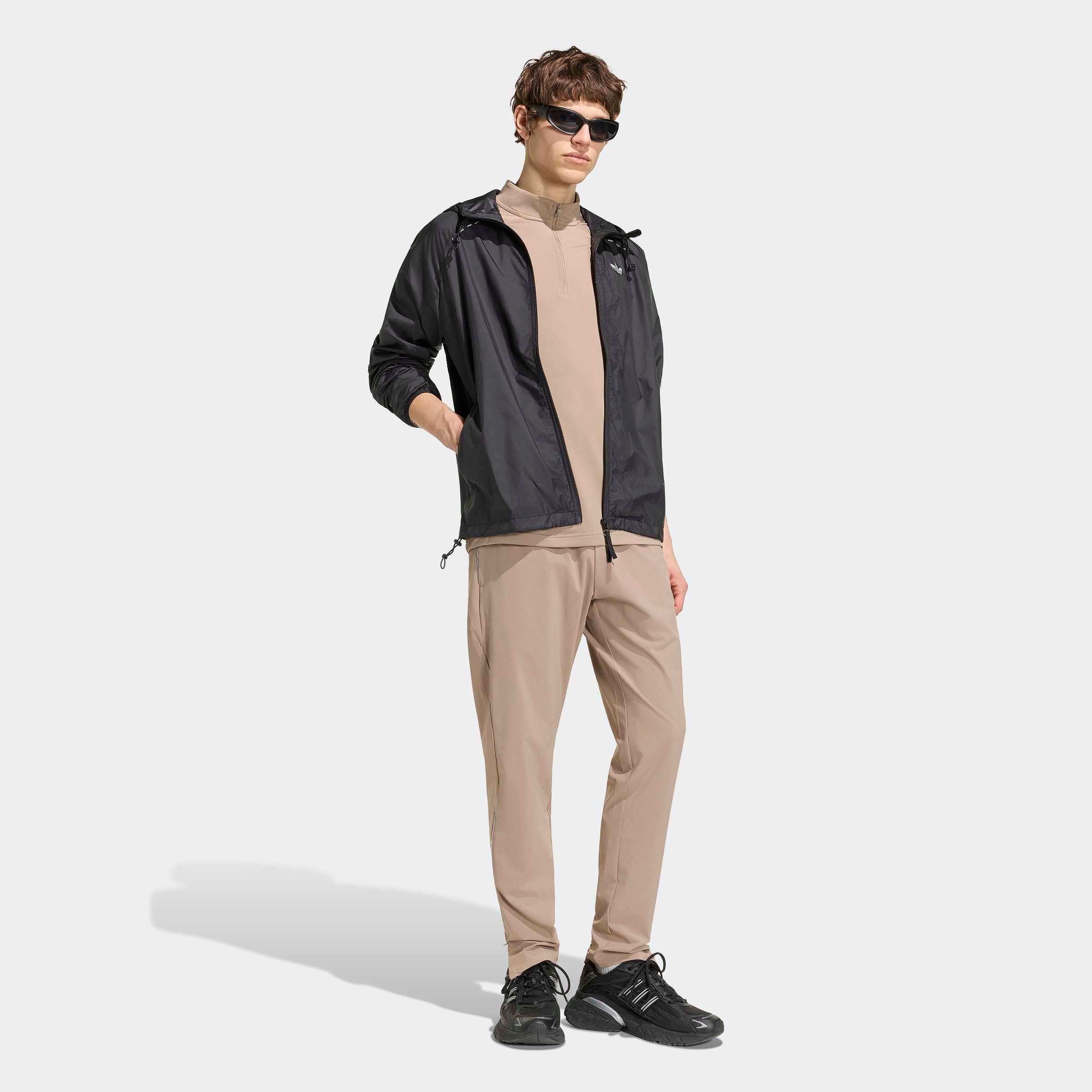 adidas Originals Kapuzensweatshirt »TECH ESS TT«

