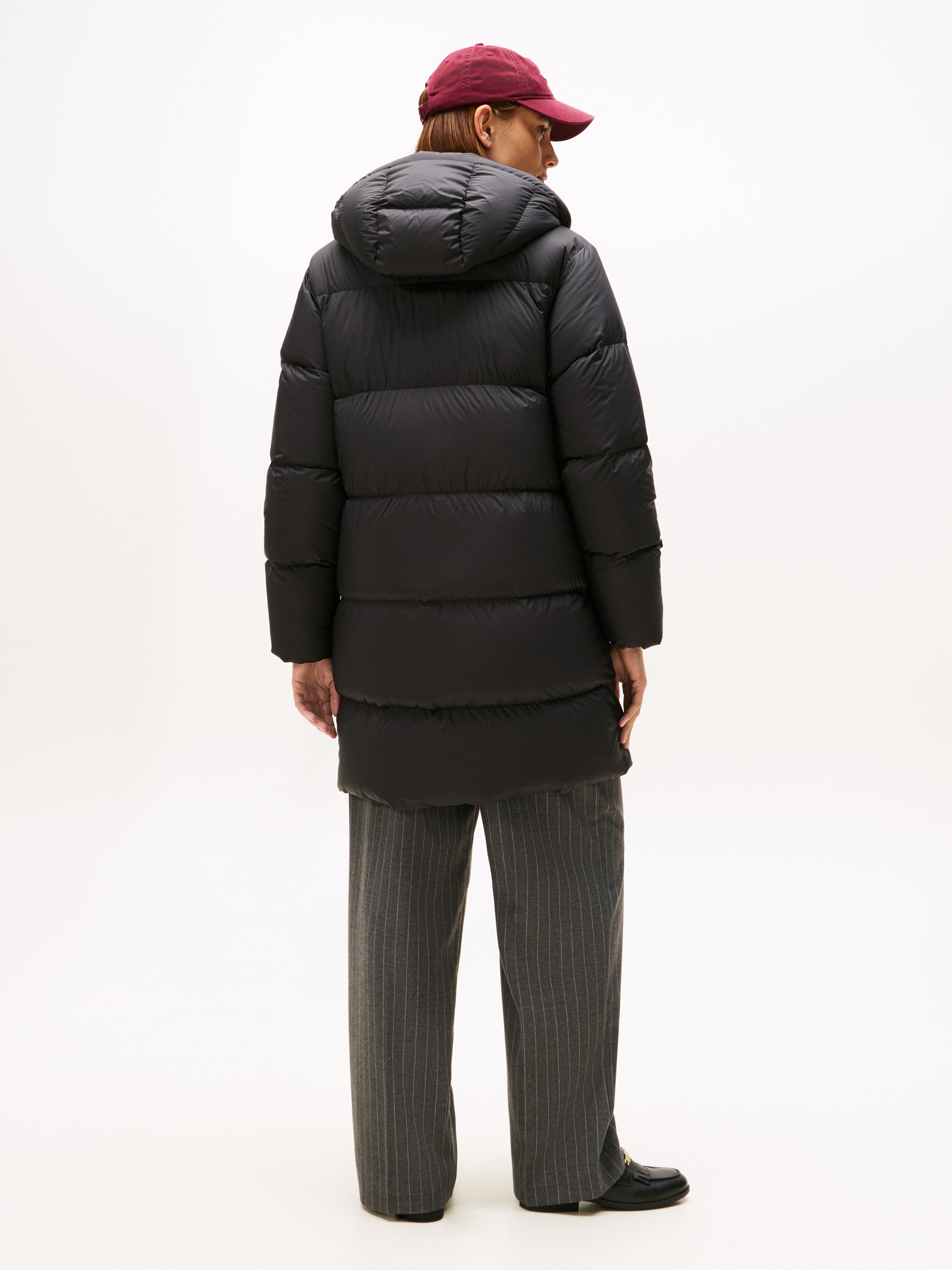Tommy Hilfiger Daunenmantel »MODERN DOWN REG COAT«, mit wärmenden Daunen gefüttert