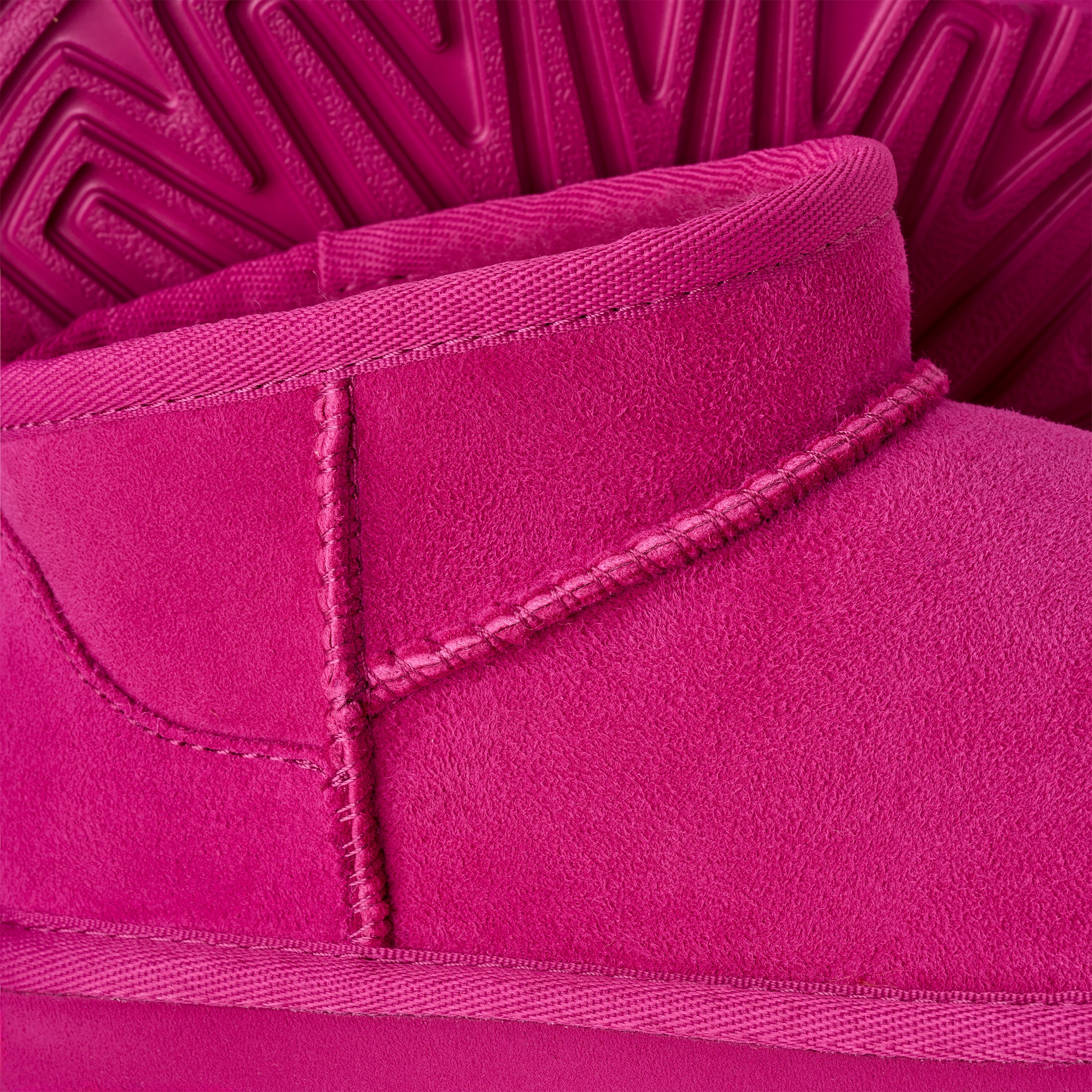 UGG Winterboots »UNISEX, Classic Ultra Mini«  , Schlupfstiefel, Winterstiefel, Boots mit Lammfellfutter