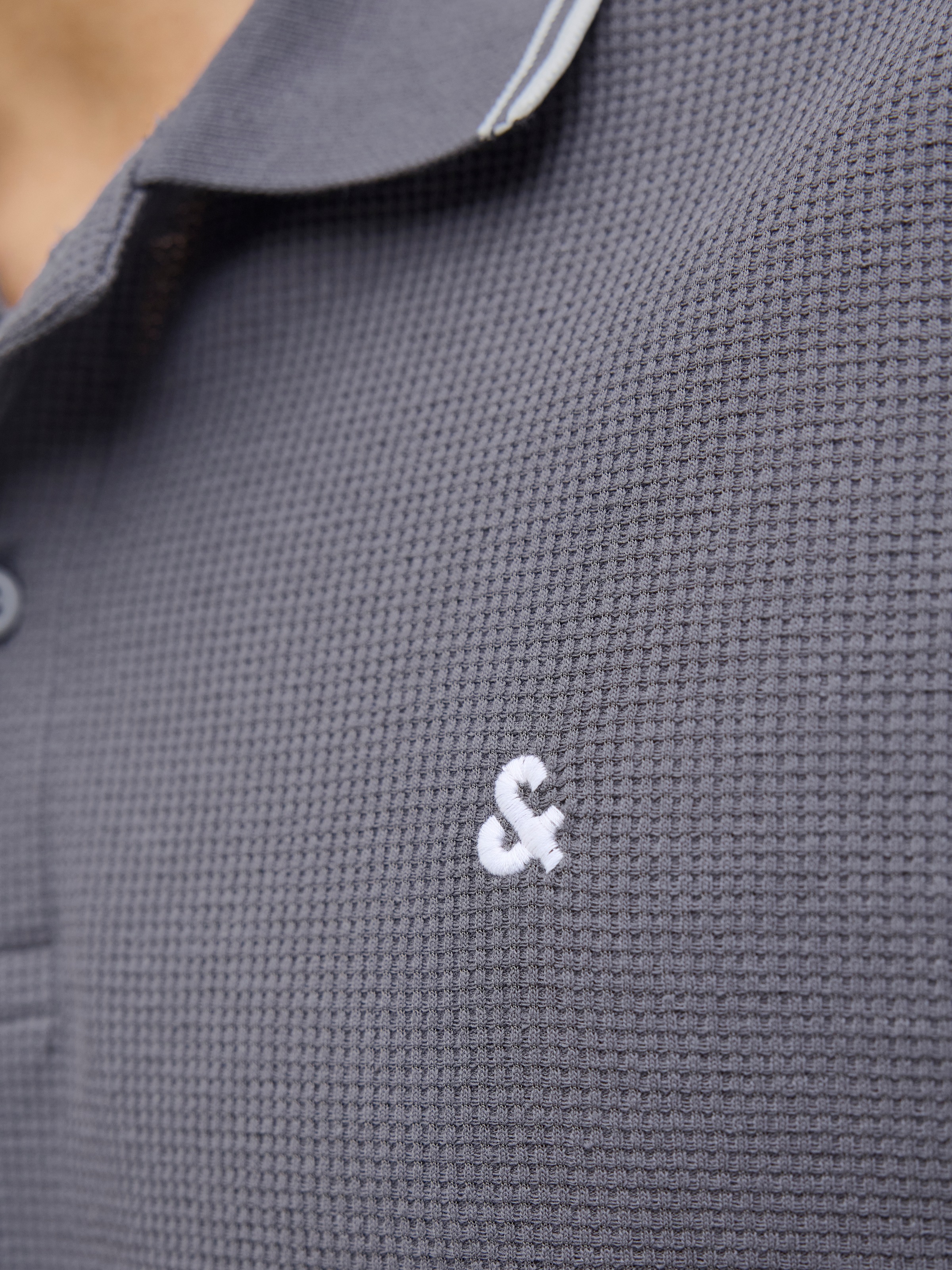 Jack & Jones Poloshirt »JJEAUSTIN POLO SS NOOS«, mit Logo Stickerei
