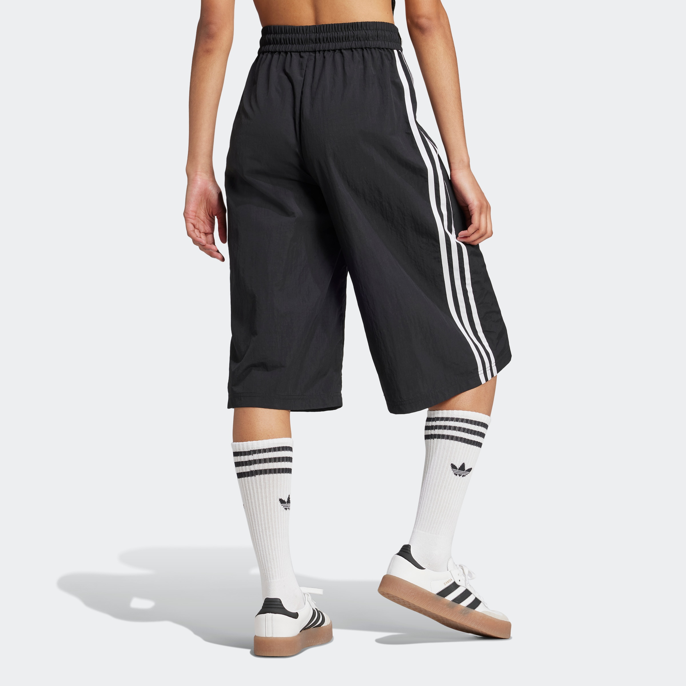 adidas Originals 3/4-Hose »WVN CAPRI SHORT«, (1 tlg.)