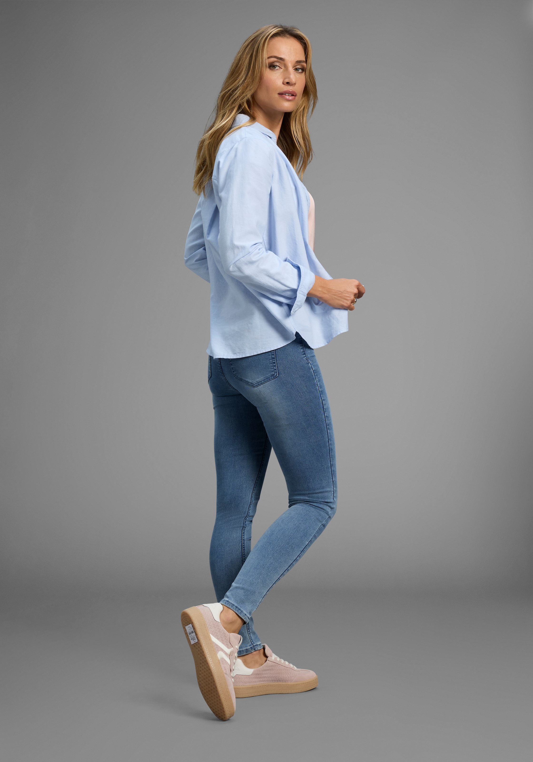 Arizona Skinny-fit-Jeans »Ultra Stretch«, extra-eng geschnittene Beinform, modische Used-Waschung